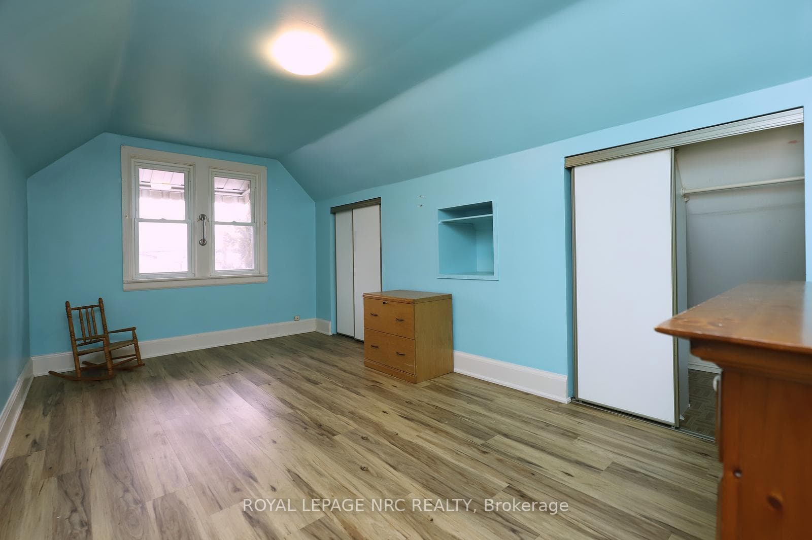 292 Huxley Avenue photo 24