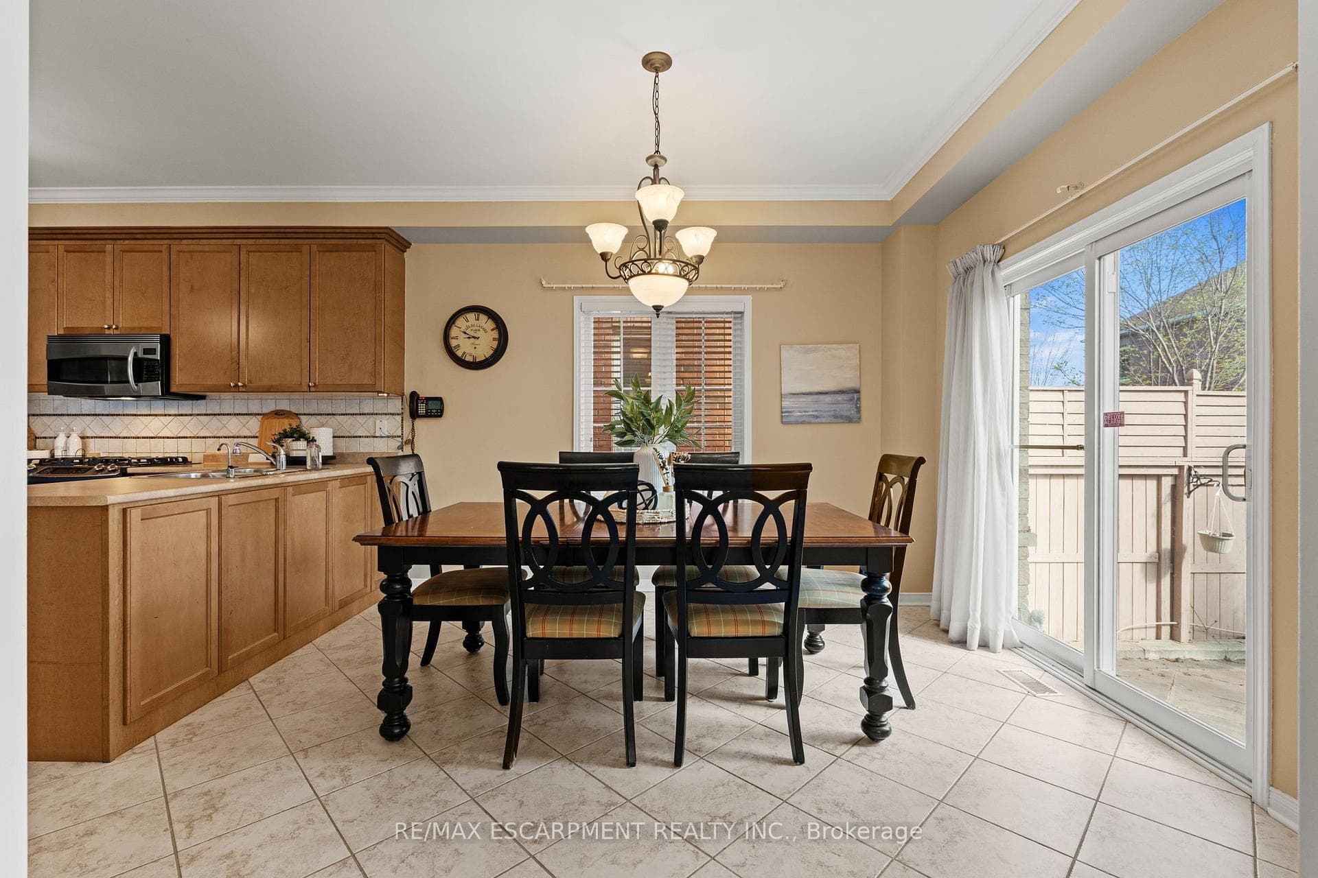 200 Miller Drive photo 16