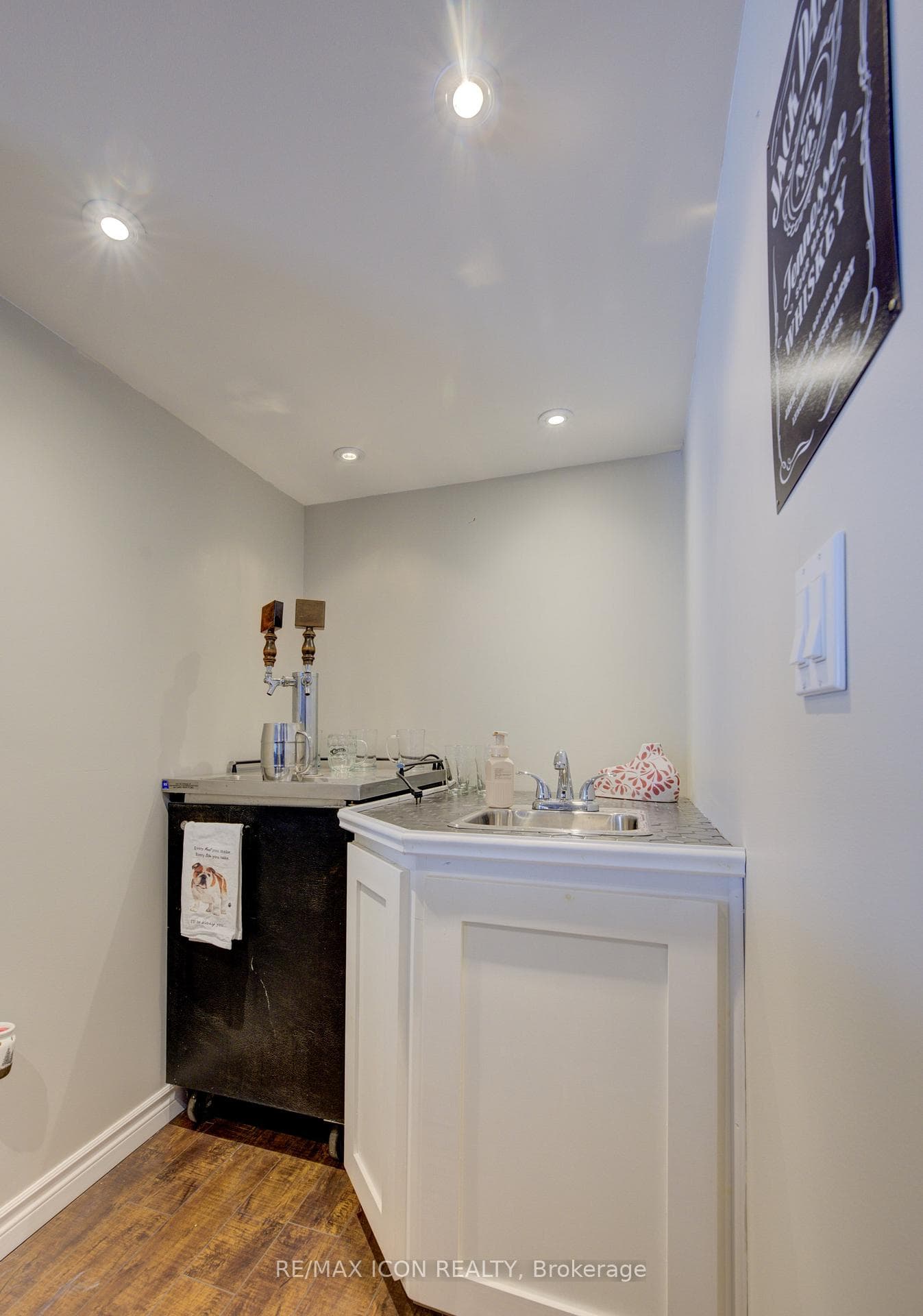 9643 3 Road photo 27