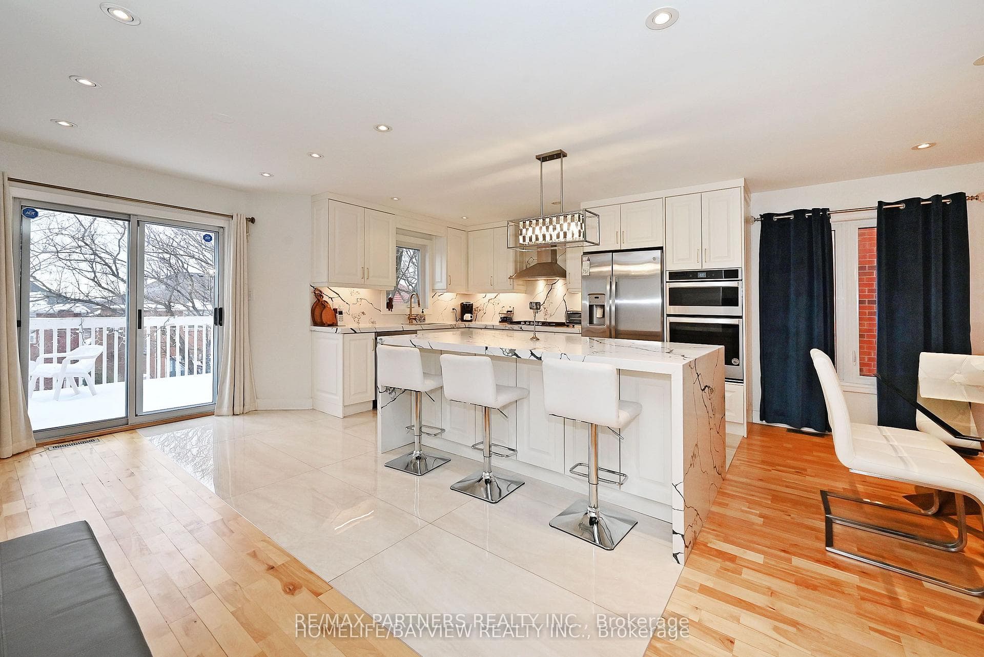 26 Sandfield Drive photo 10