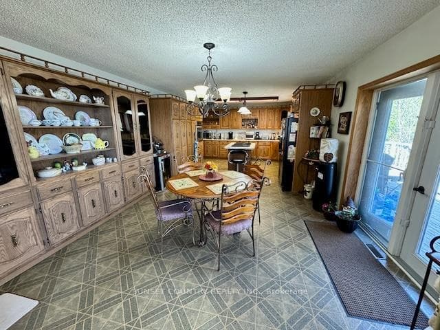 16 Willow Court photo 16