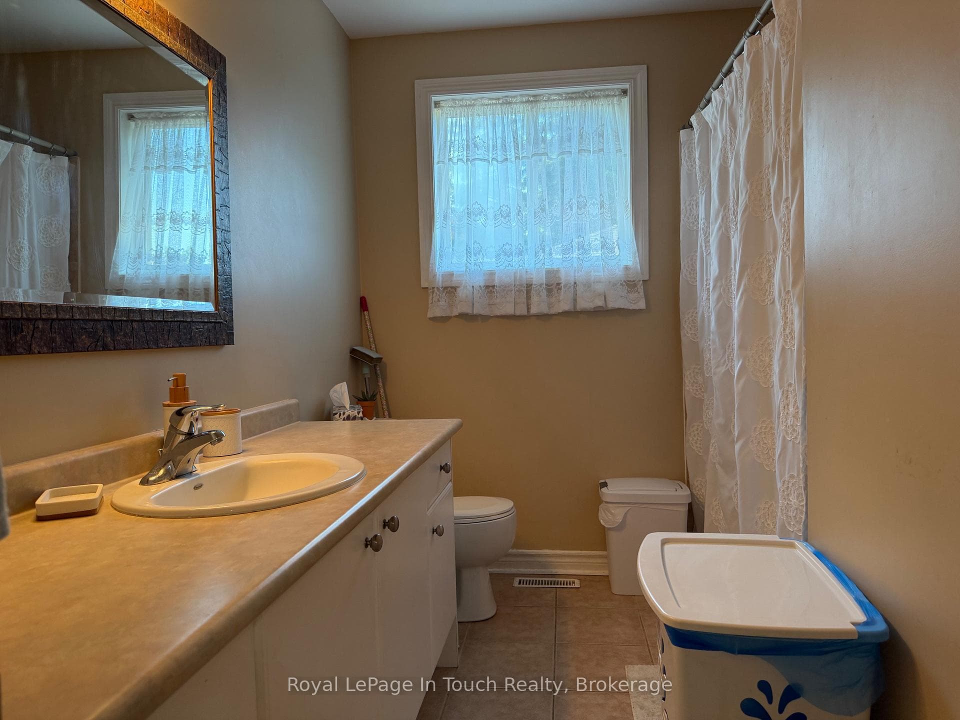 384 Keller Drive photo 18