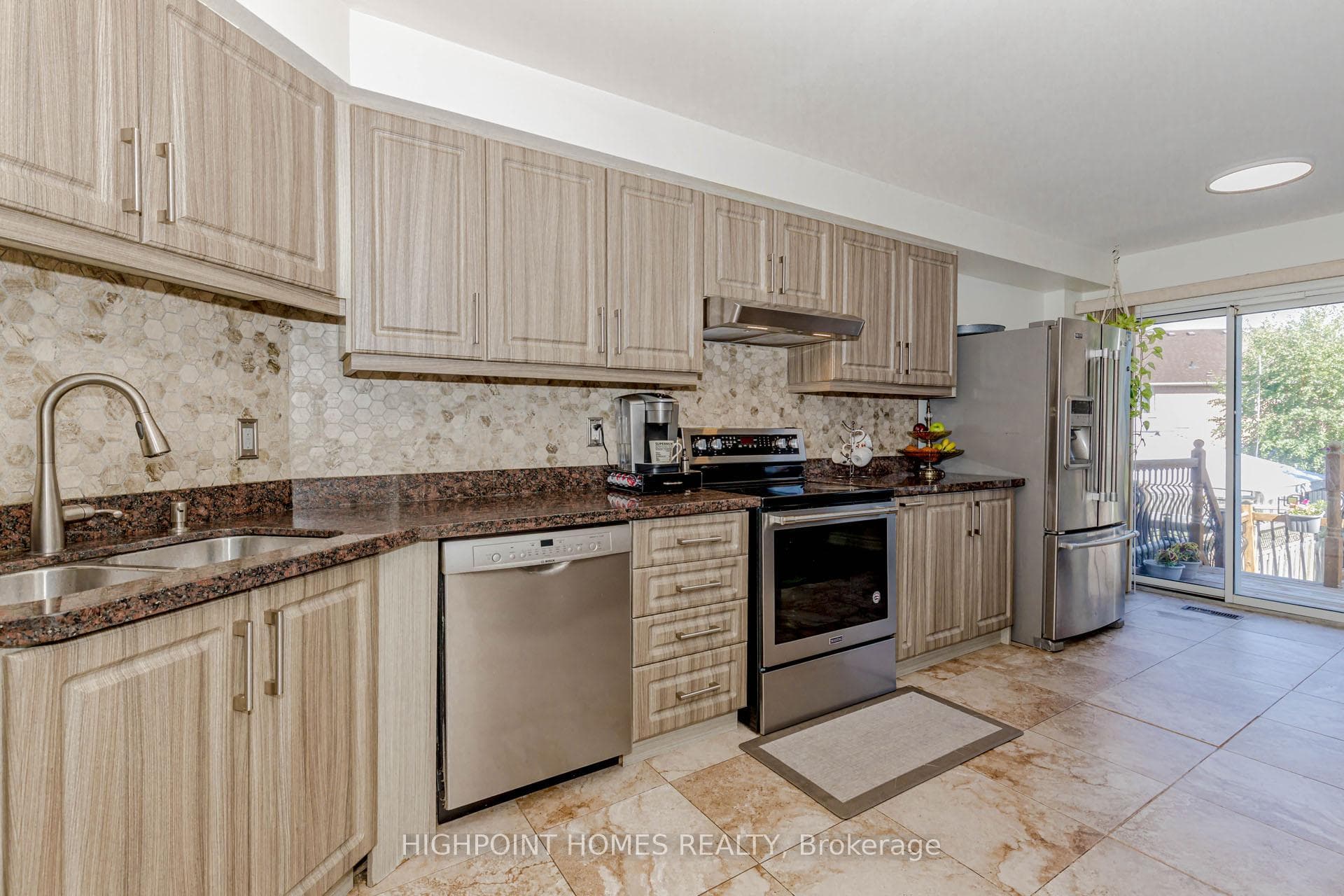 6975 Glory Court photo 11