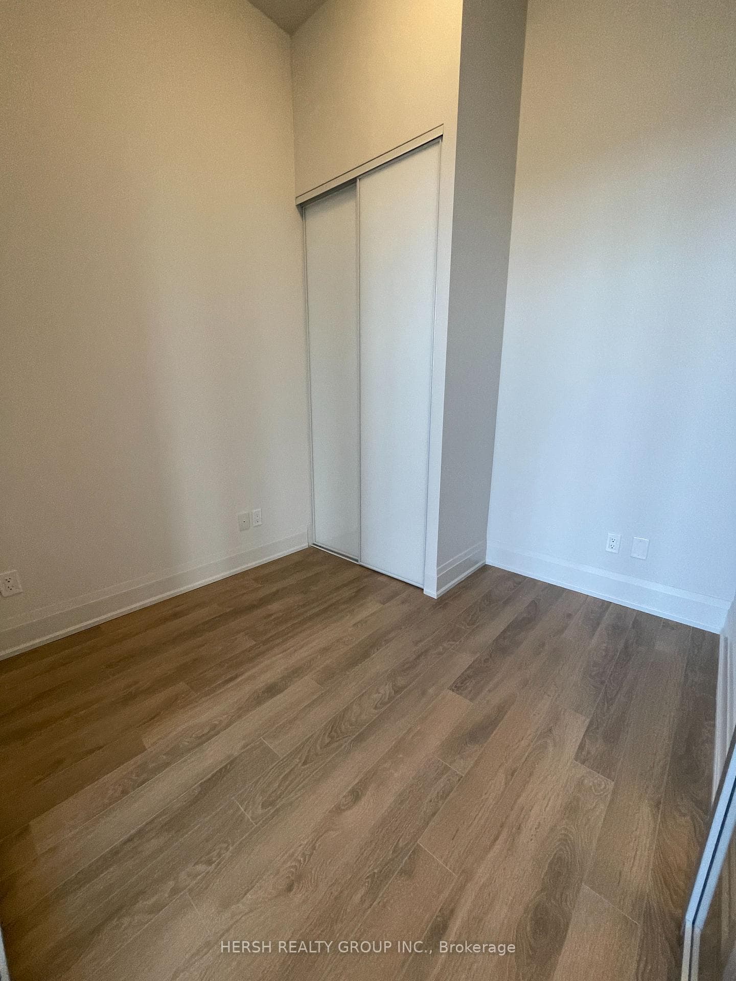 20 Meadowglen Place Unit 2902 photo 5