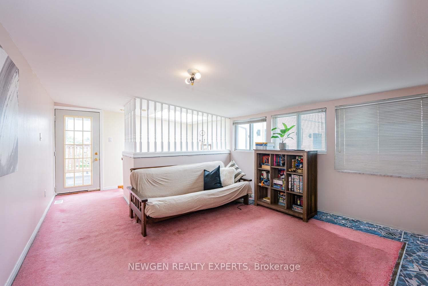 592A Danforth Road photo 34