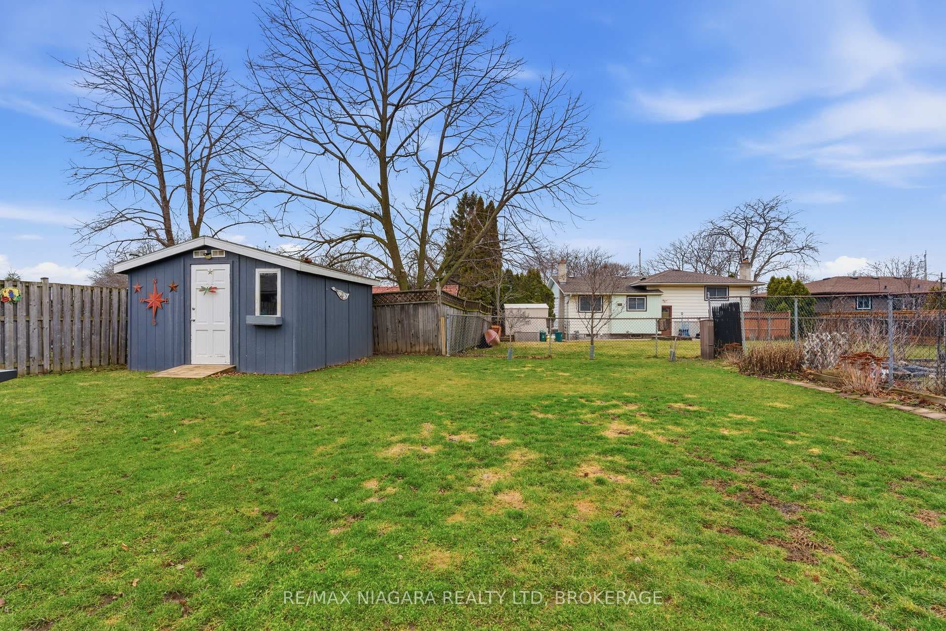 57 Meredith Drive photo 33