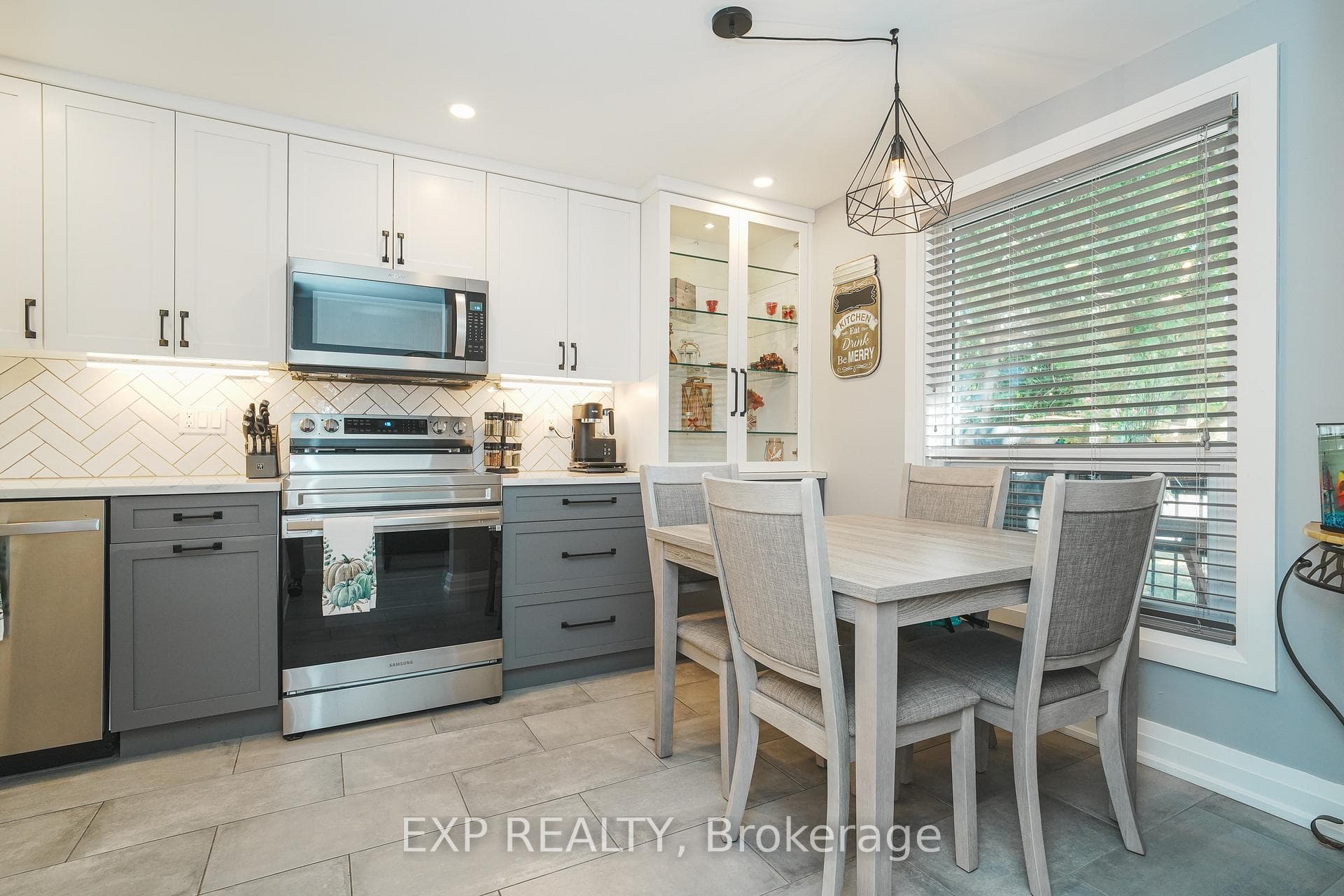 66 Malvern Drive photo 6