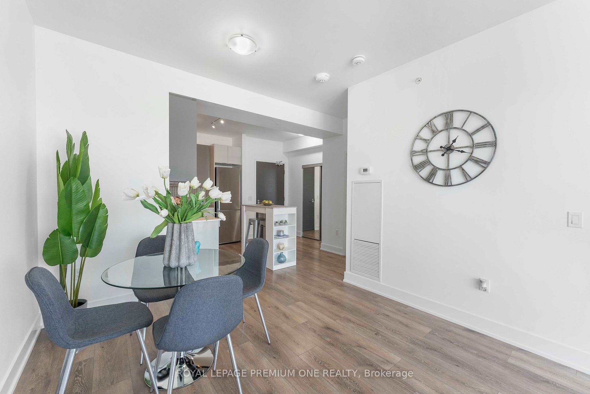 2908 Highway 7 Road Unit 901 photo 14
