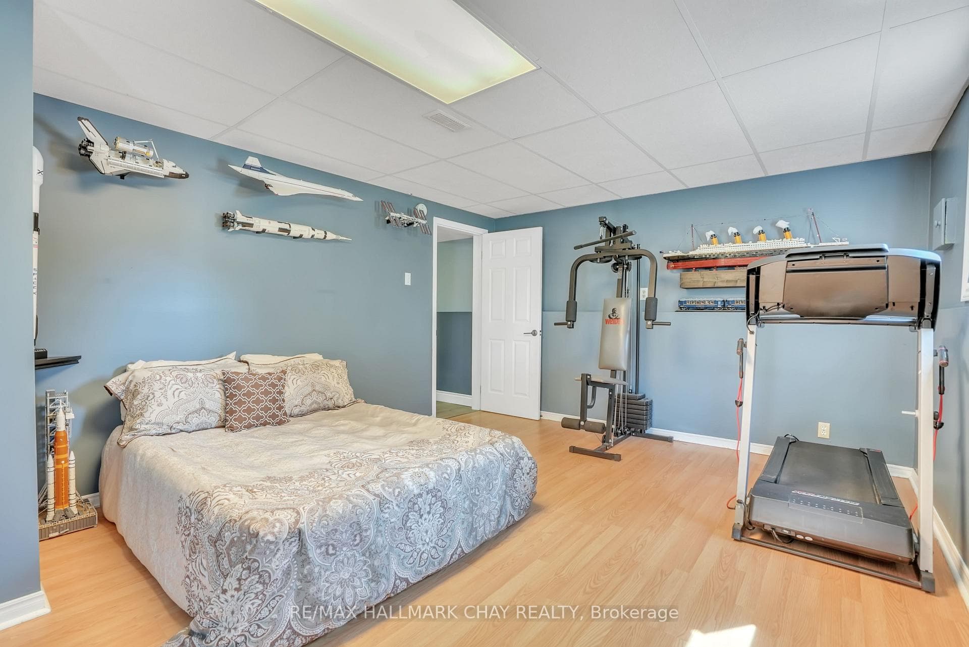 215 McGeorge Avenue photo 32