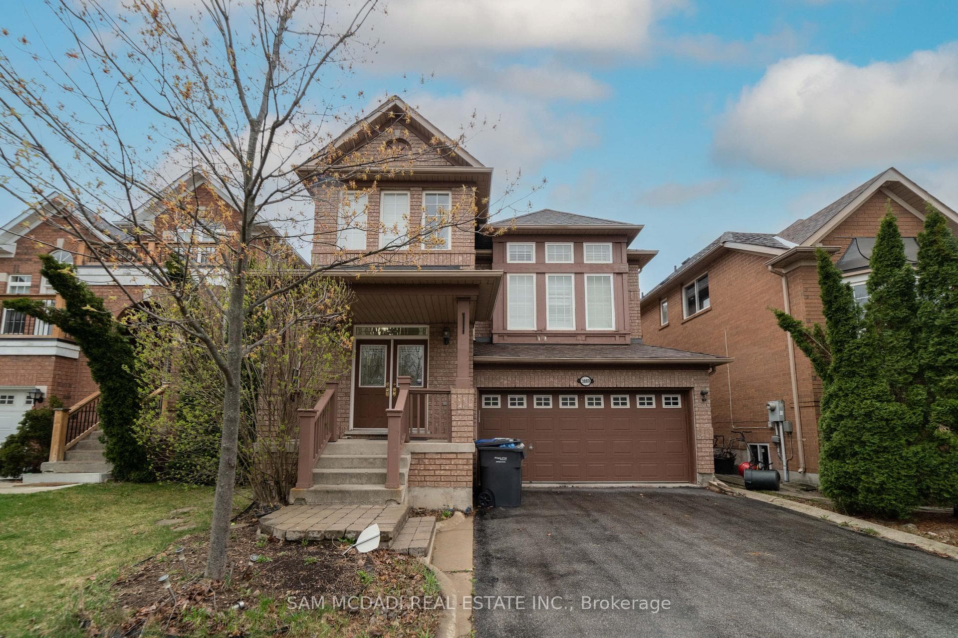 3880 Swiftdale Drive photo 2