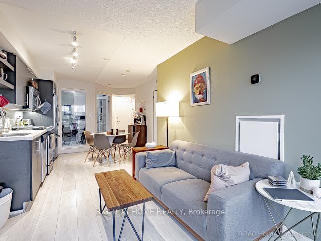400 Adelaide Street Unit 517 photo 13