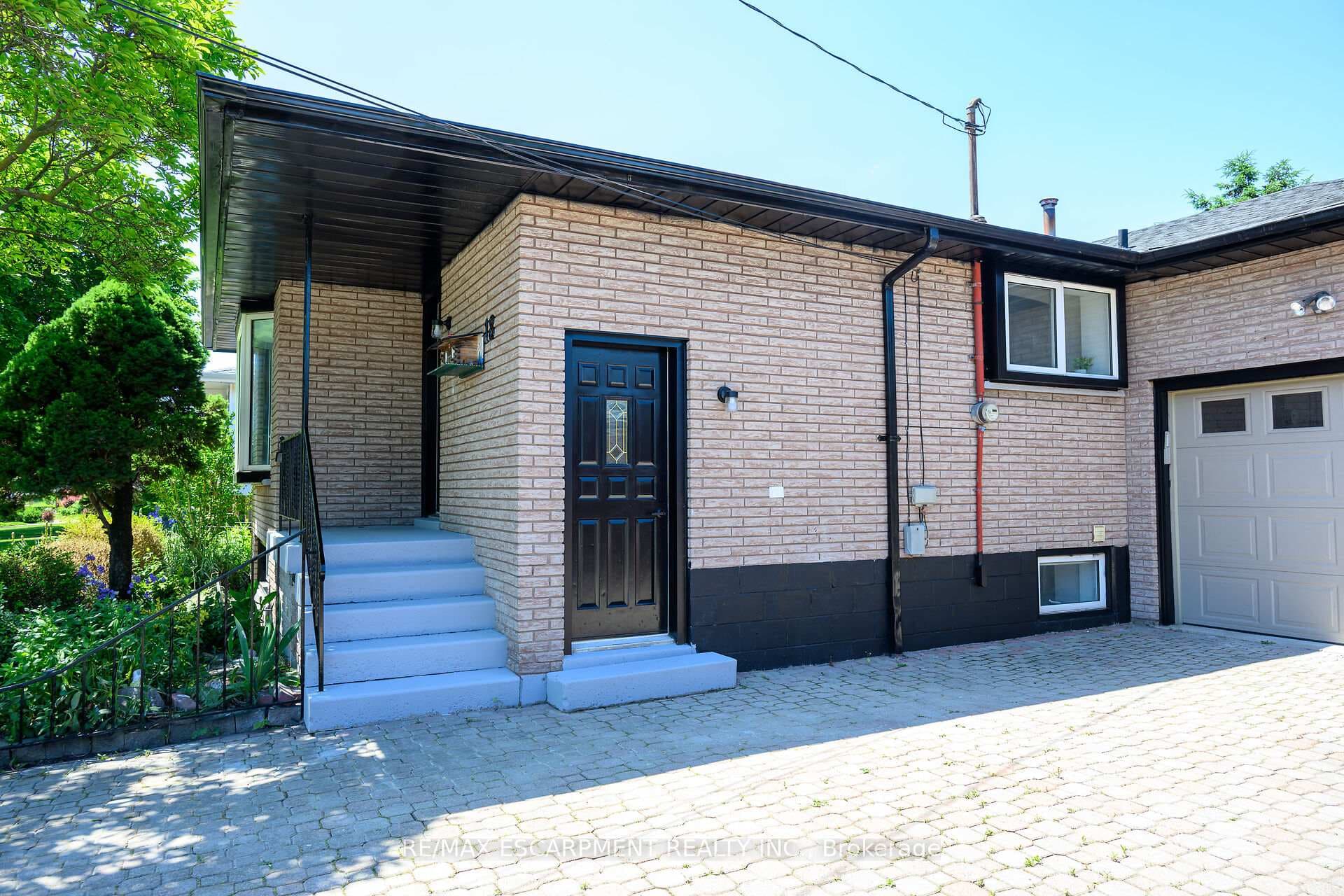 18 Rivercrest Road photo 39