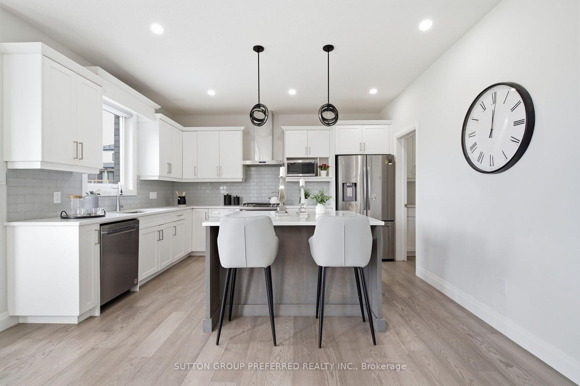 19 Kaiser Lane photo 17