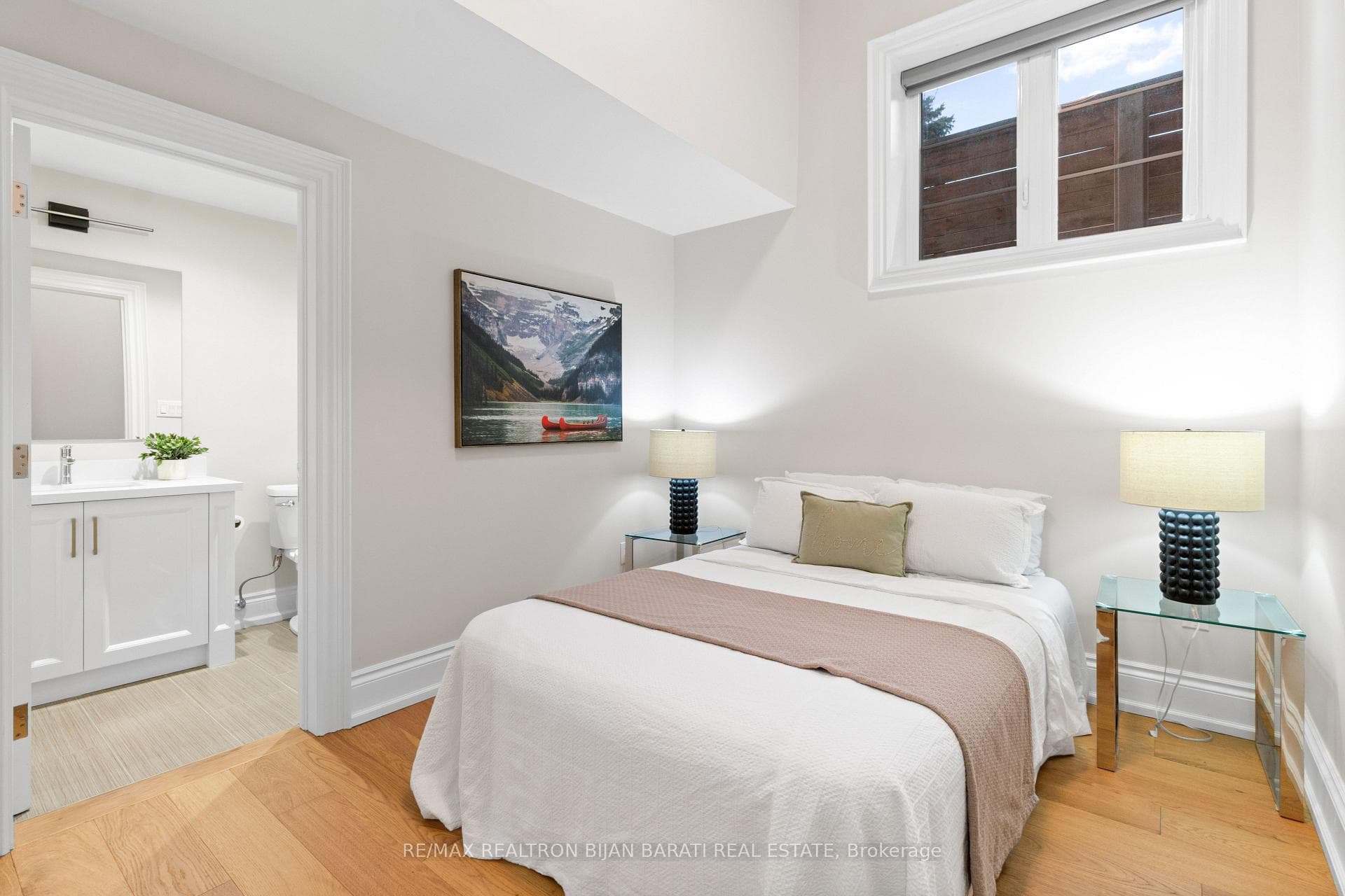 5 Charlemagne Drive photo 45