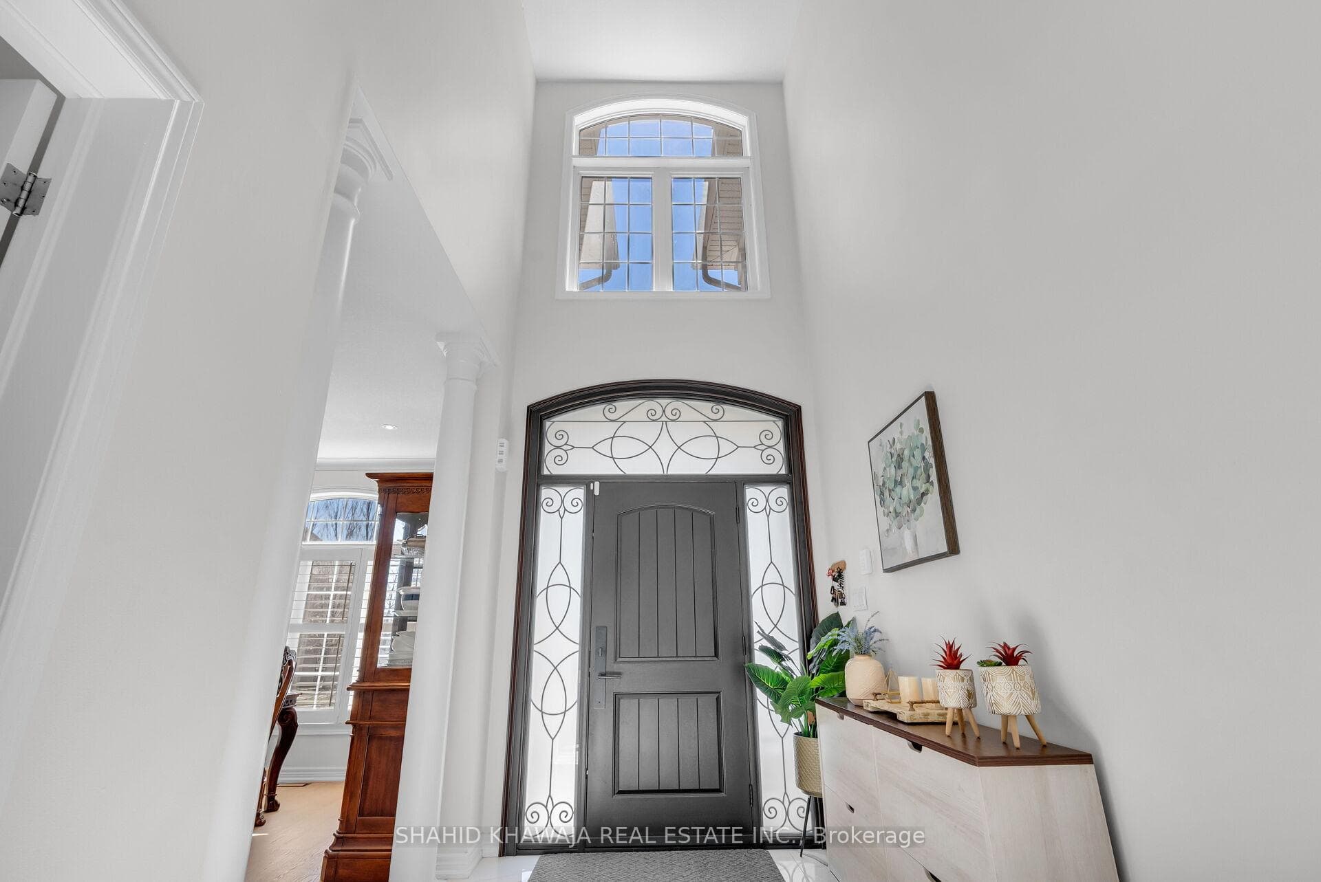 2522 Lyndhurst Drive photo 5