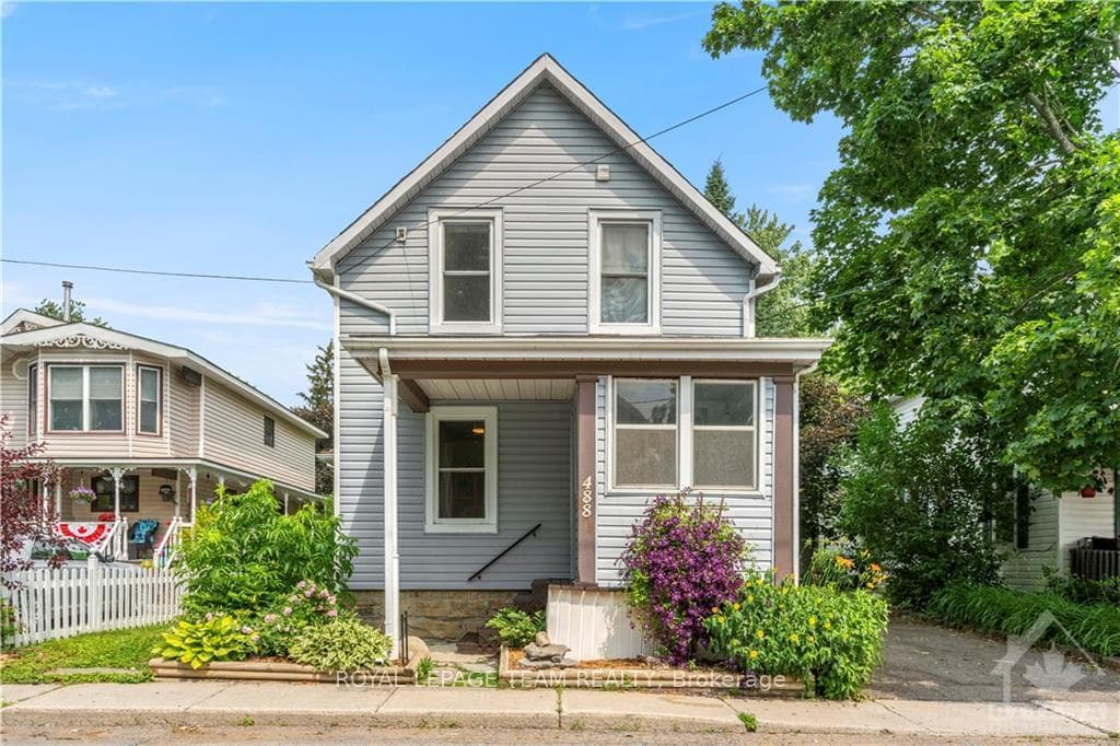 488 CLARENCE Street photo 1