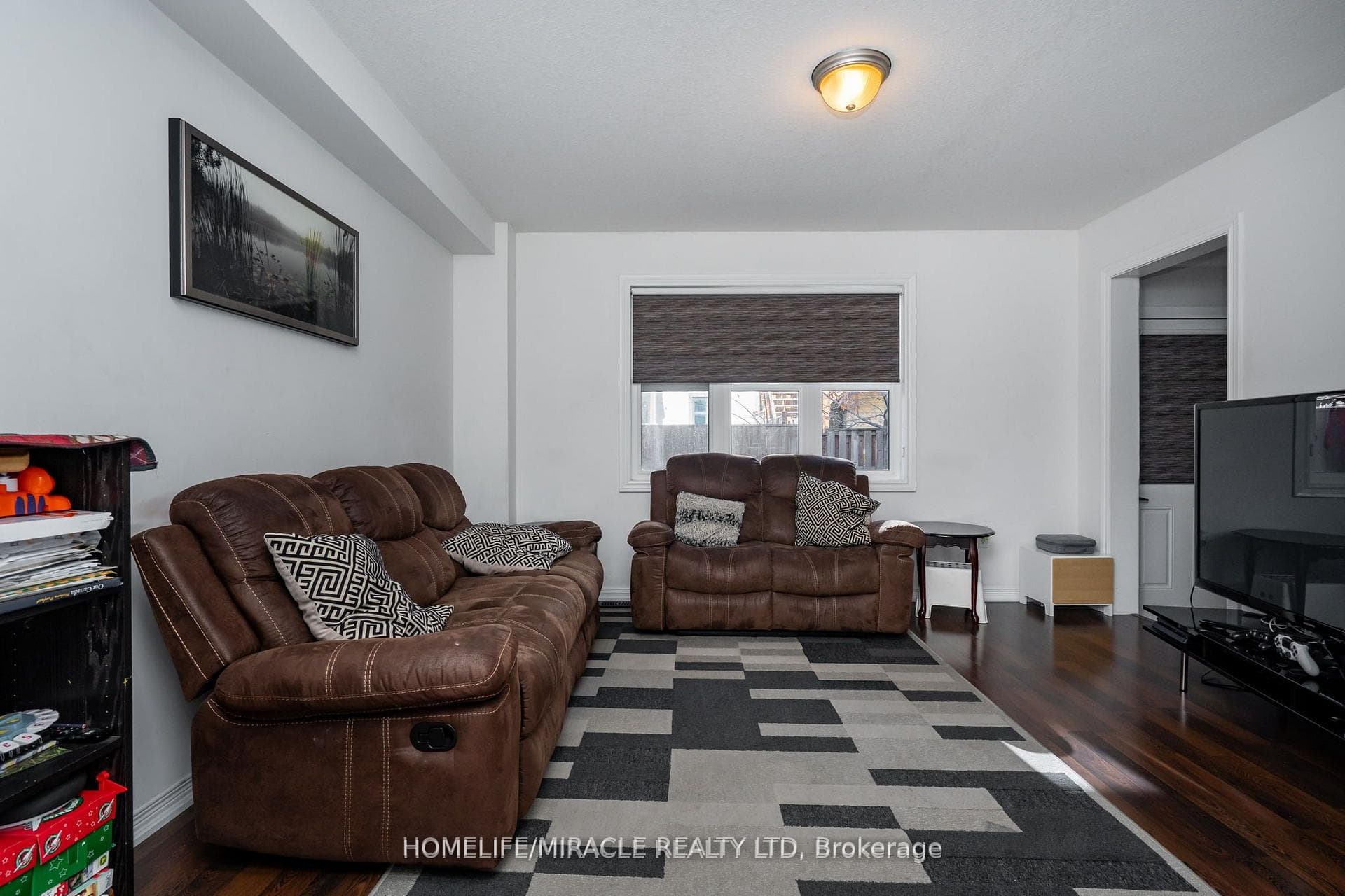 701 Homer Watson Boulevard Unit 8 photo 6