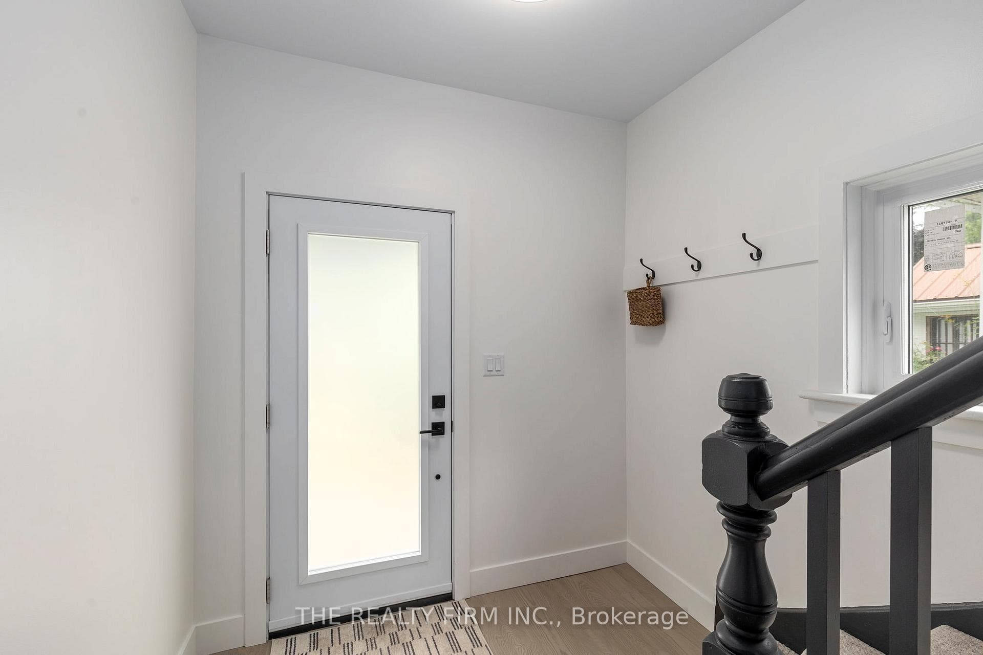 261 Nelson Street photo 4