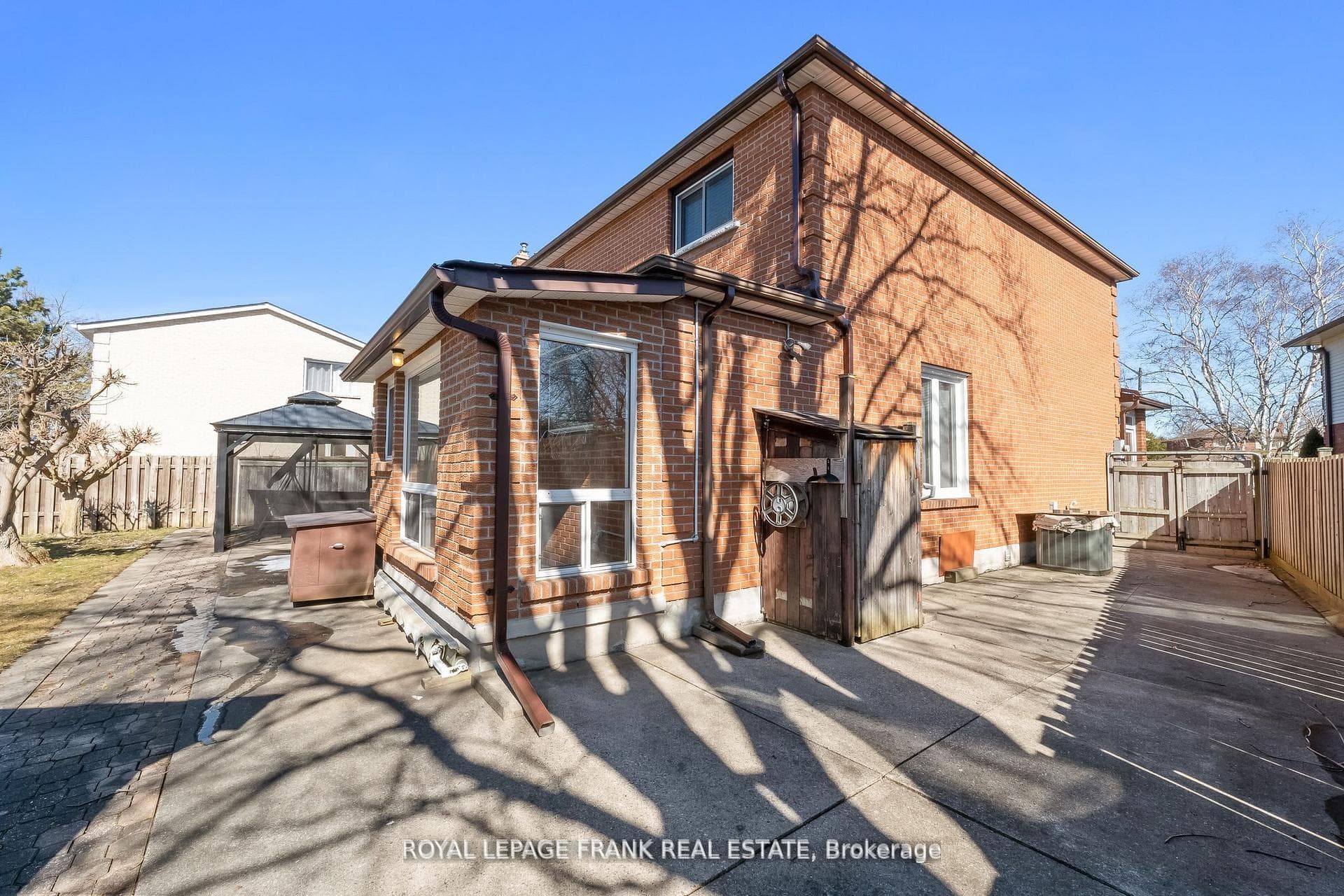 1402 Manitou Drive photo 48