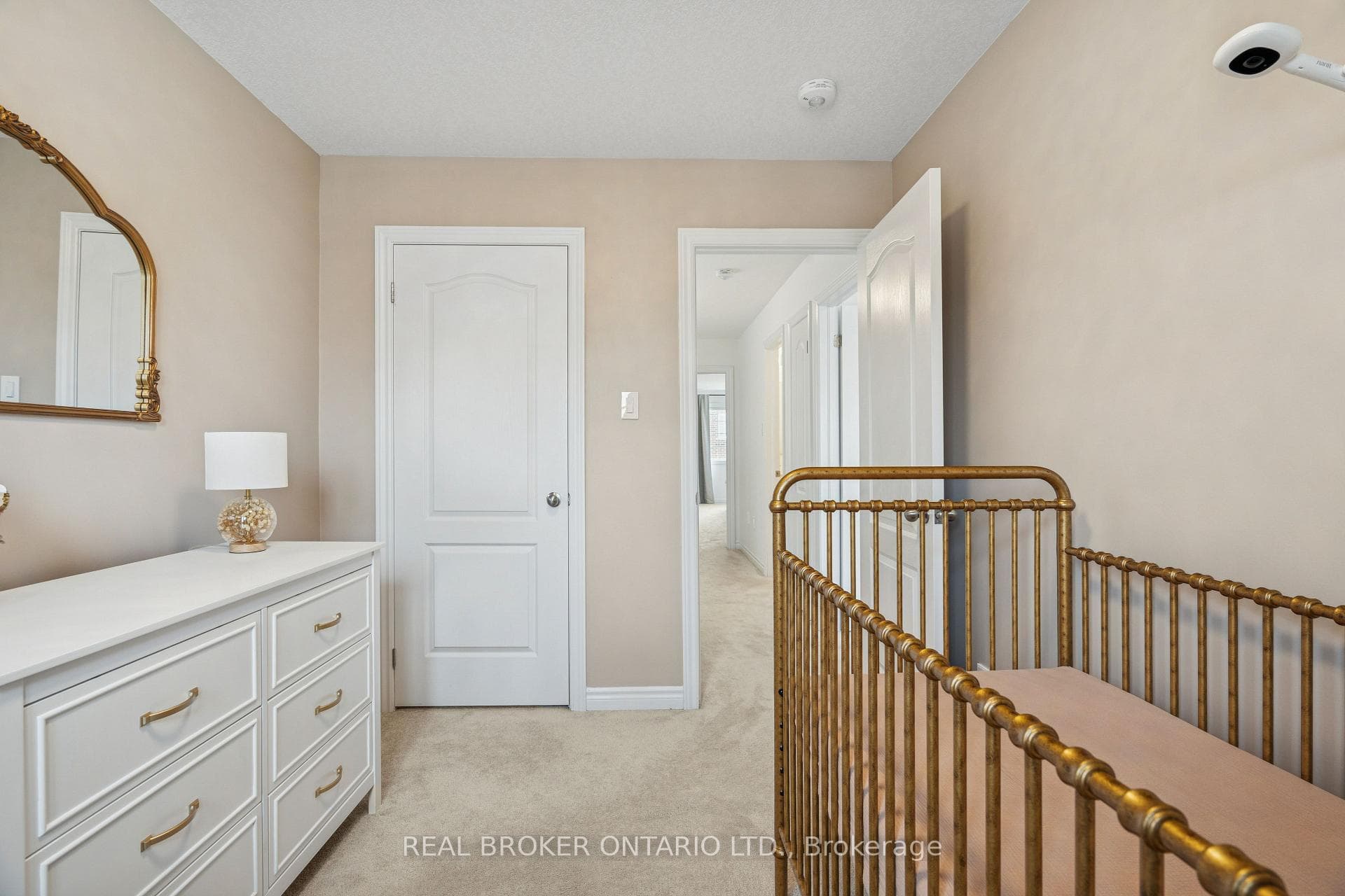 9 Elsegood Drive photo 35