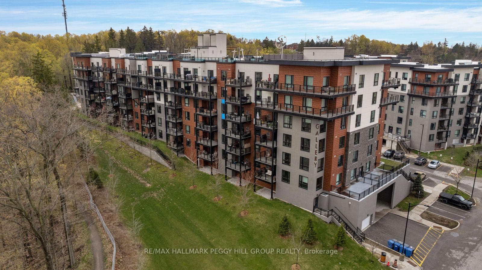 302 Essa Road Unit 201 photo 1