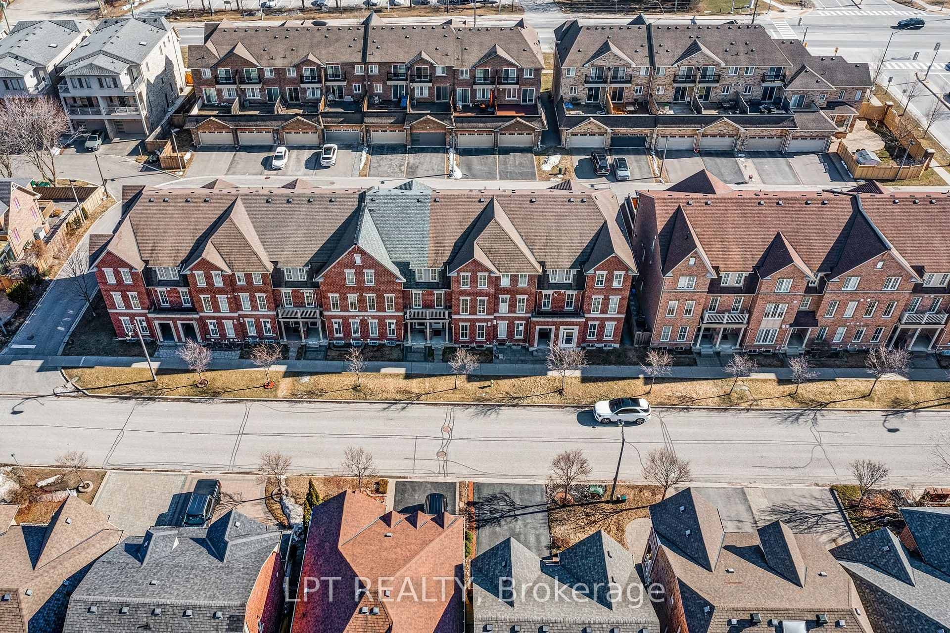 19 Earnshaw Drive photo 5