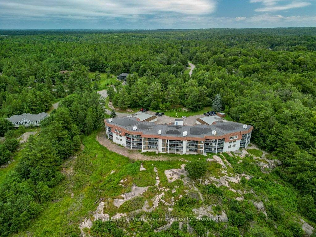 20 Ryder Drive Unit 3A photo 45