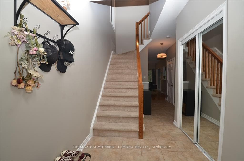 42 Myers Lane photo 2