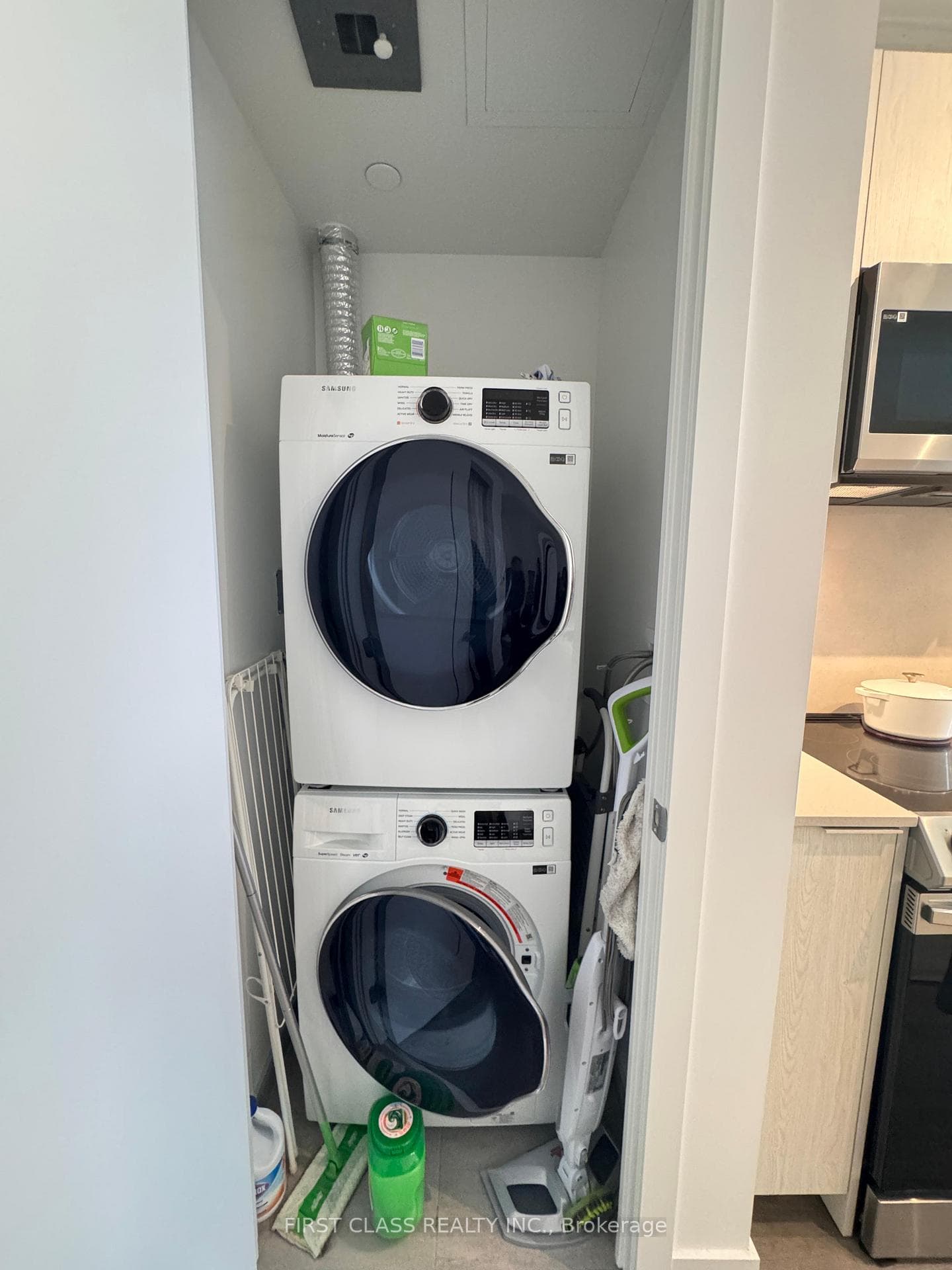 357 King Street Unit 2506 photo 11