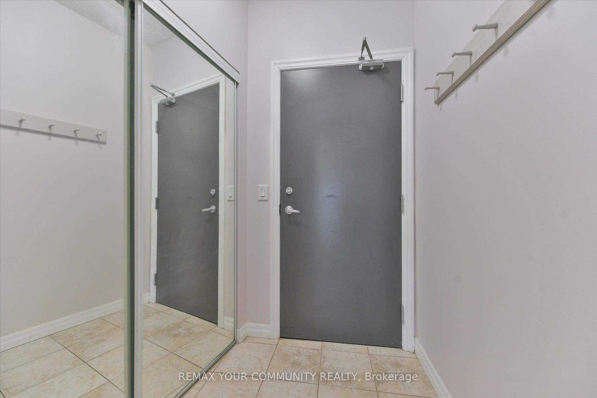 223 Webb Drive Unit 908 photo 4