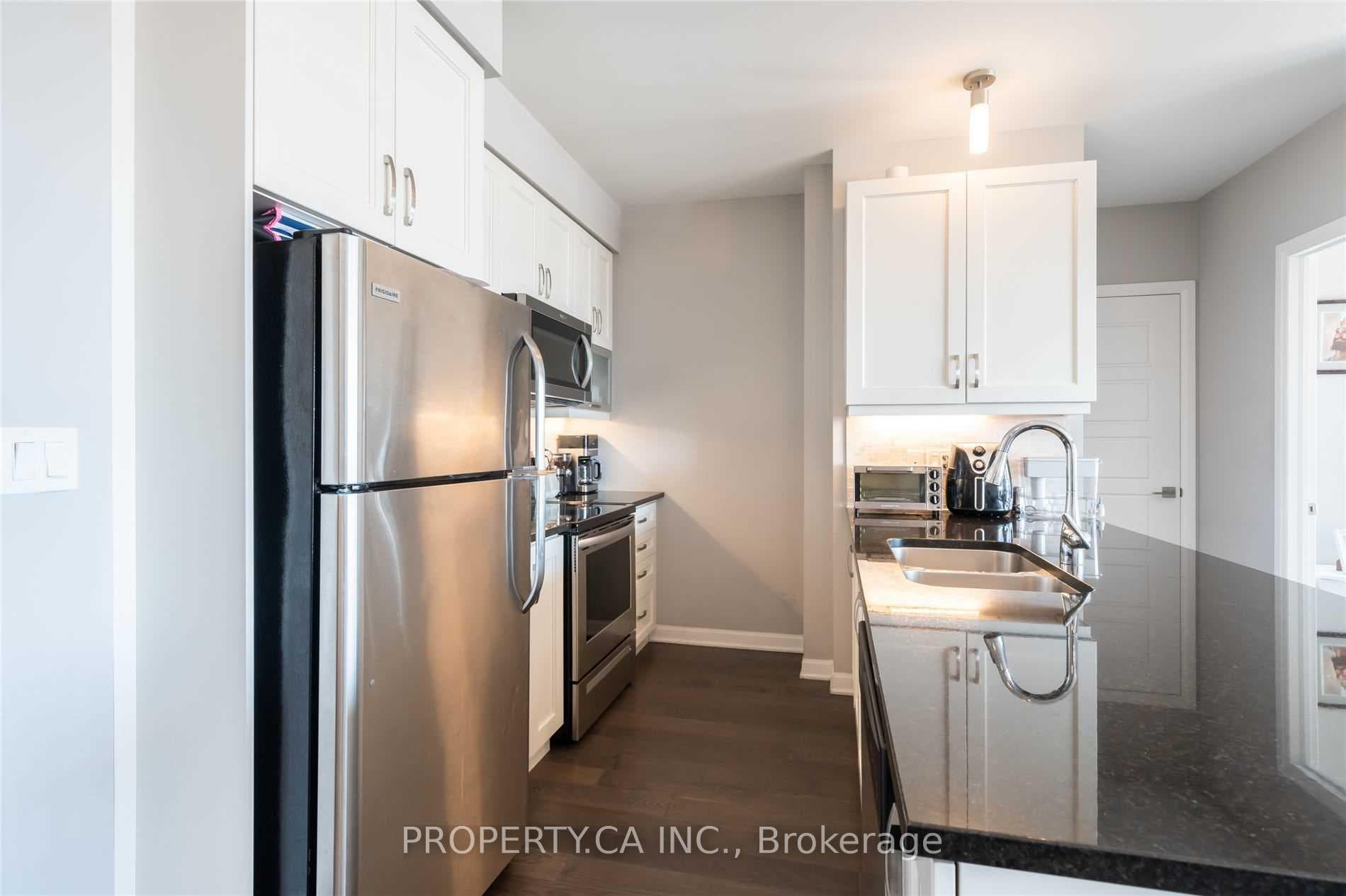 3028 Creekshore Common Unit 205 photo 8