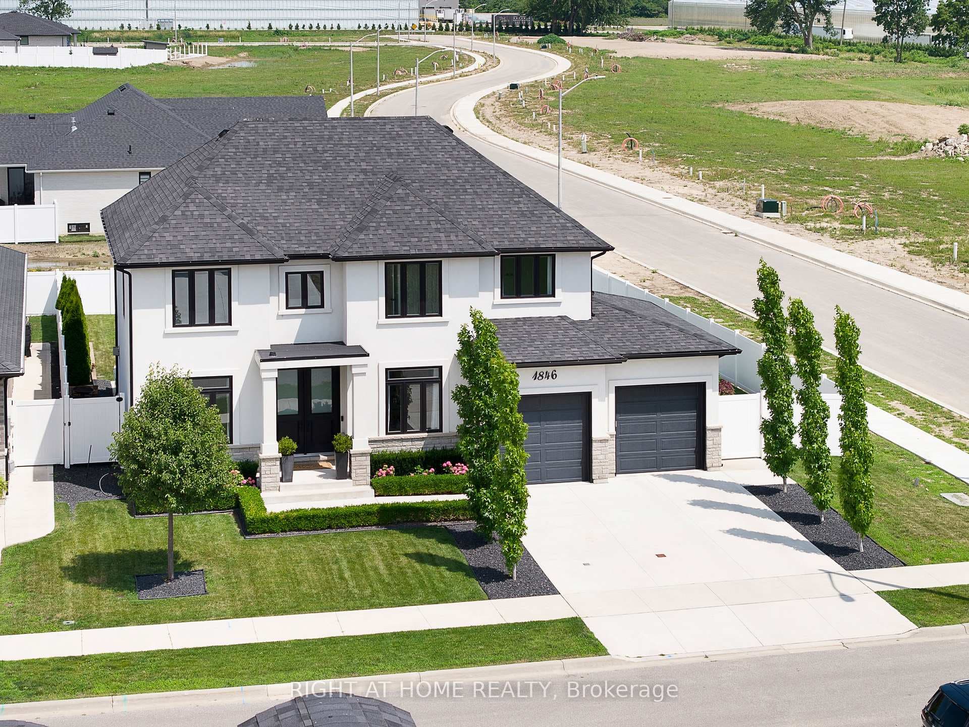 1846 Queens Valley Drive photo 3