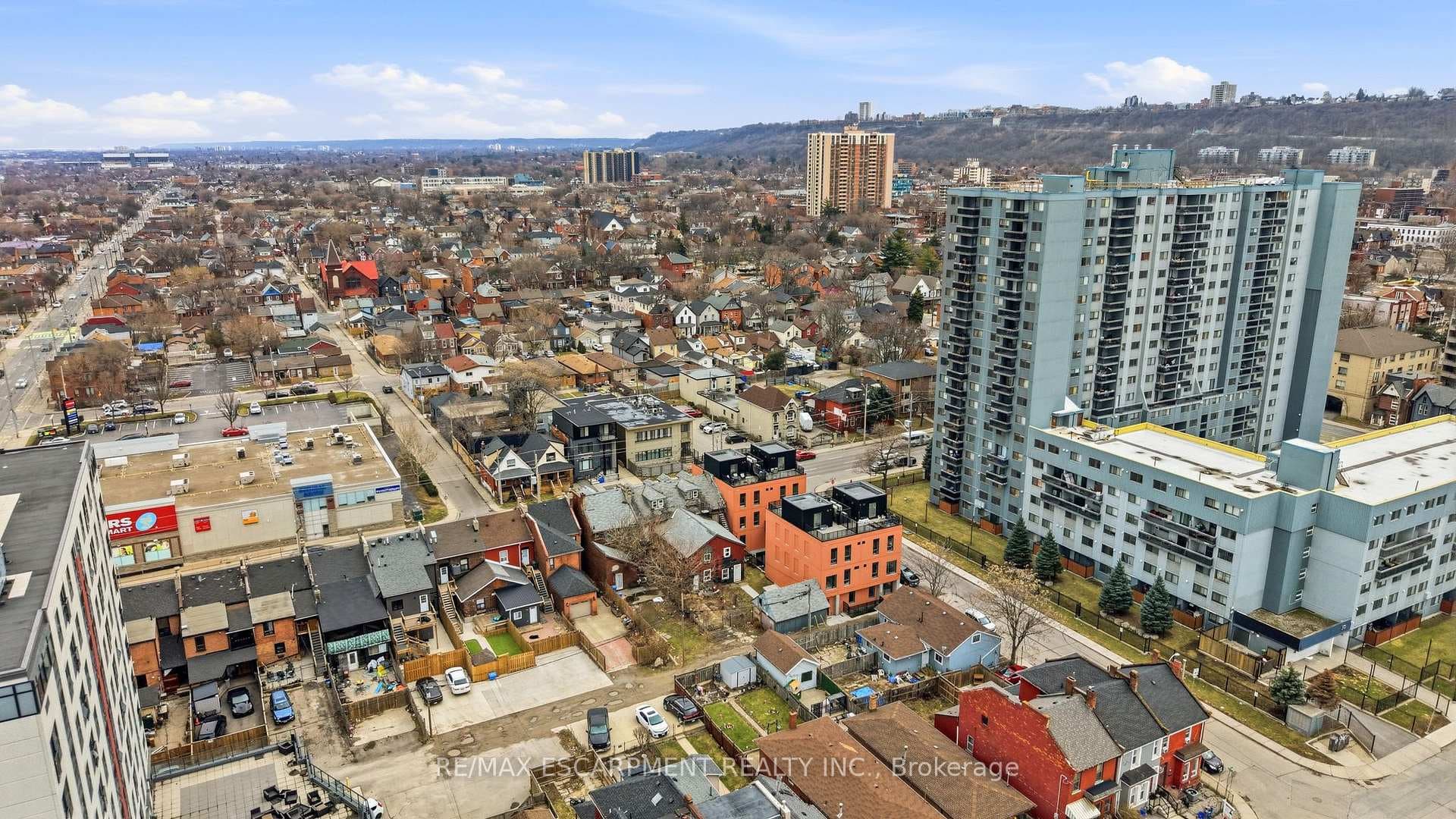 133-135 Wellington Street photo 23