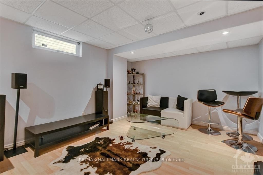 146 EQUESTRIAN Drive photo 24
