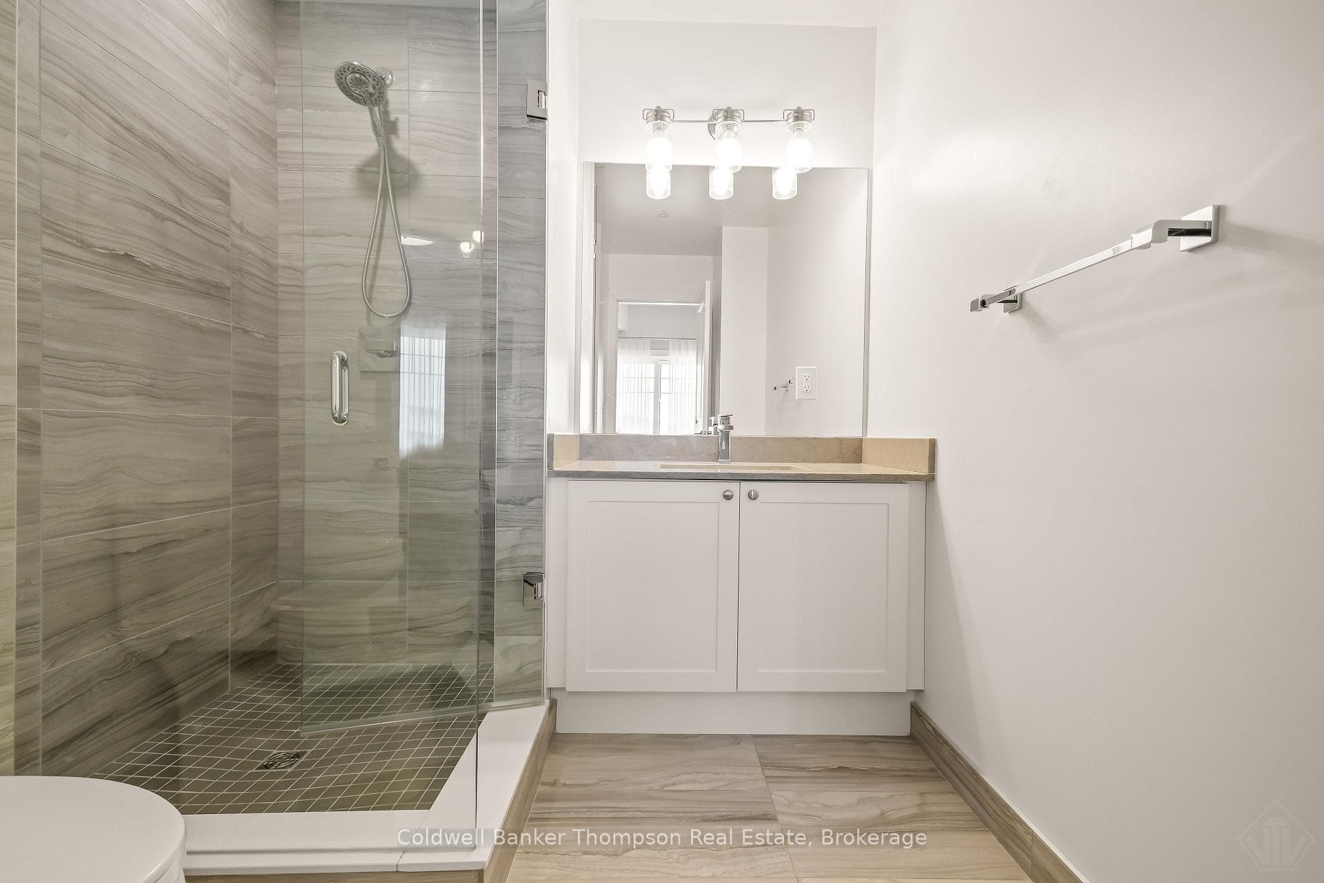 Primary ensuite bathroom