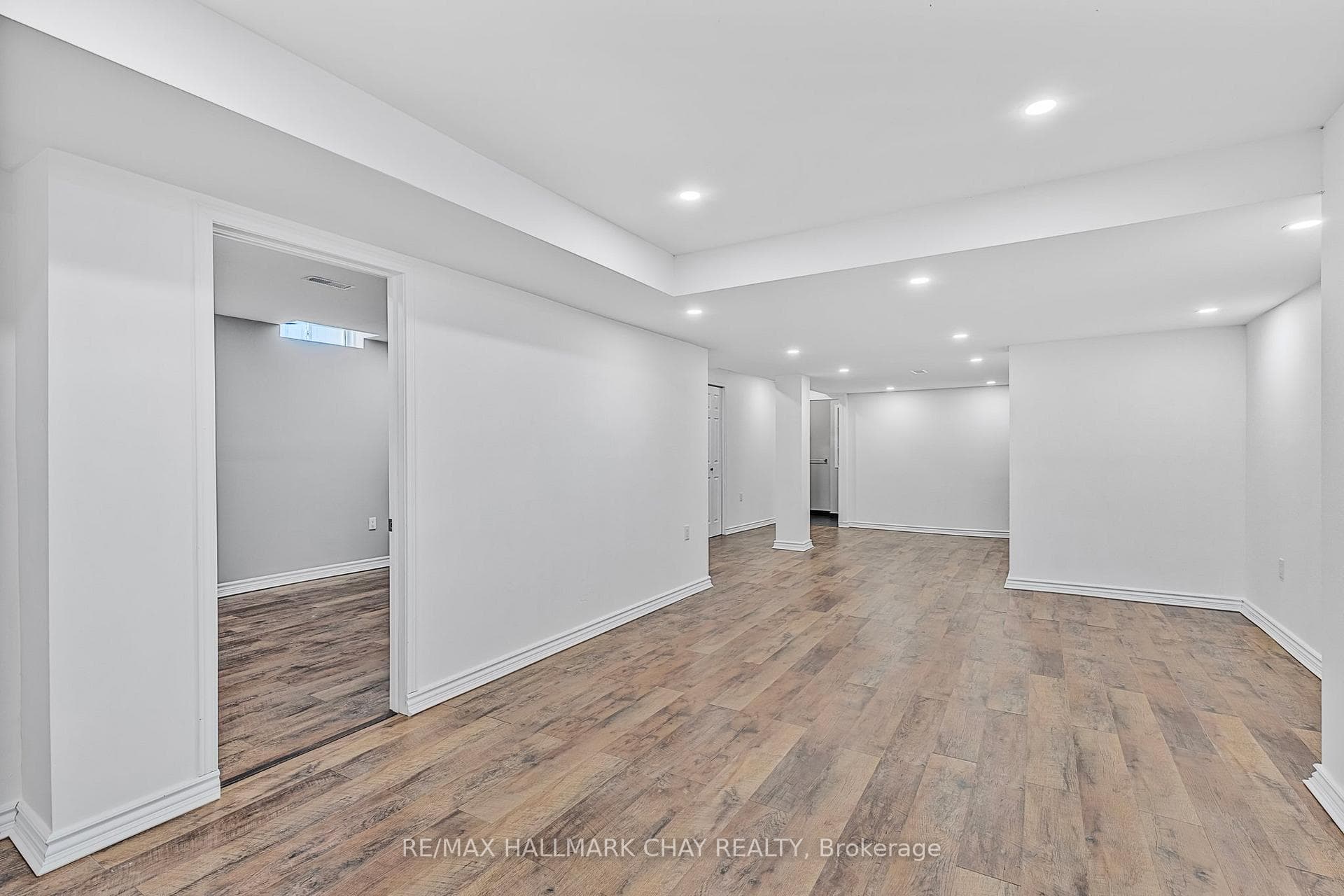 53 Aikens Crescent photo 21