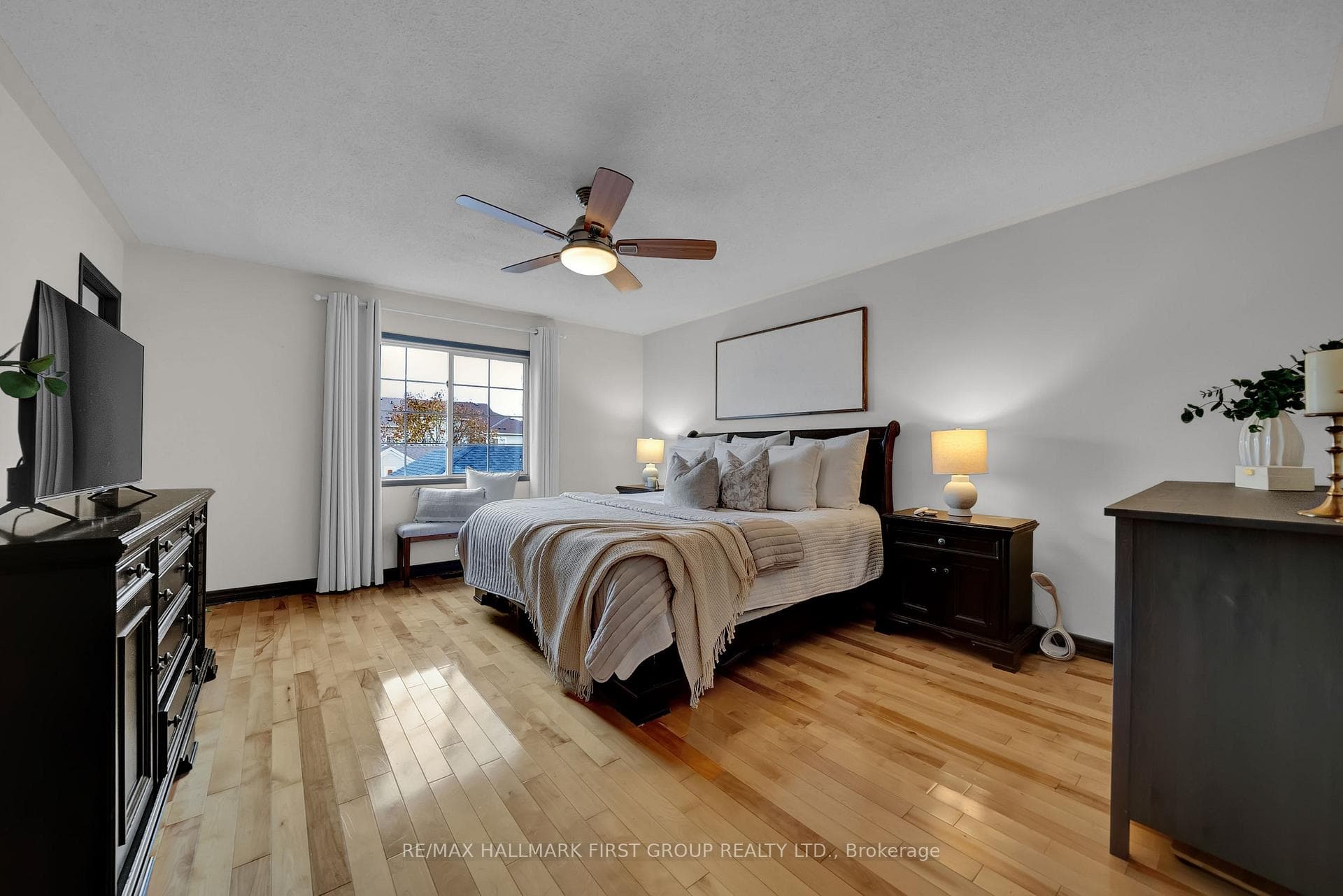136 Warwick Avenue photo 18