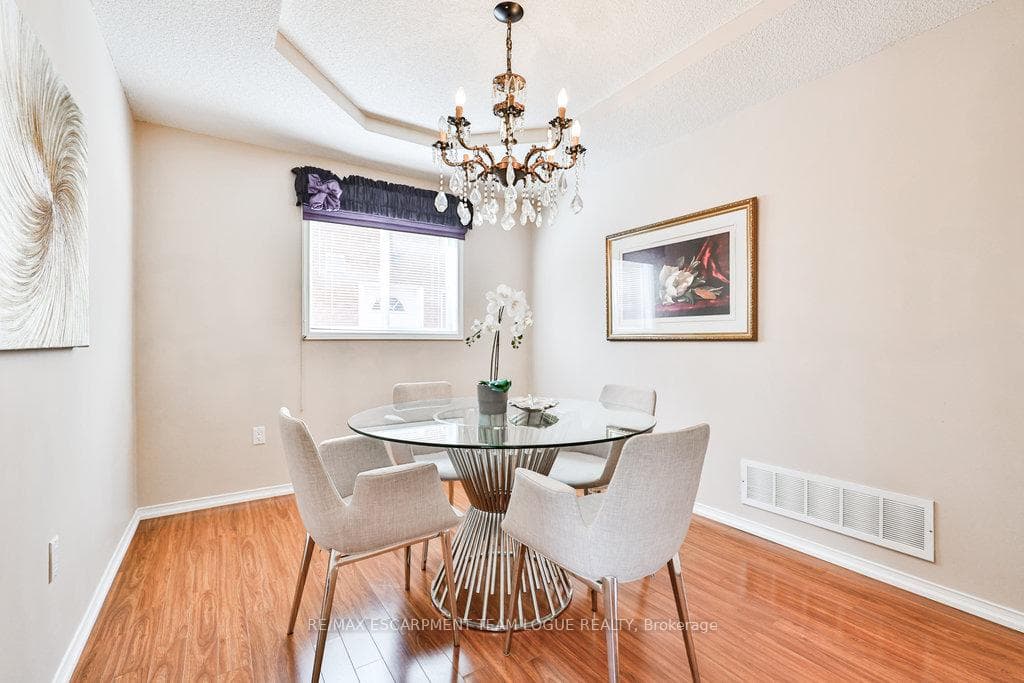 1038 WINDSOR HILL Boulevard photo 11