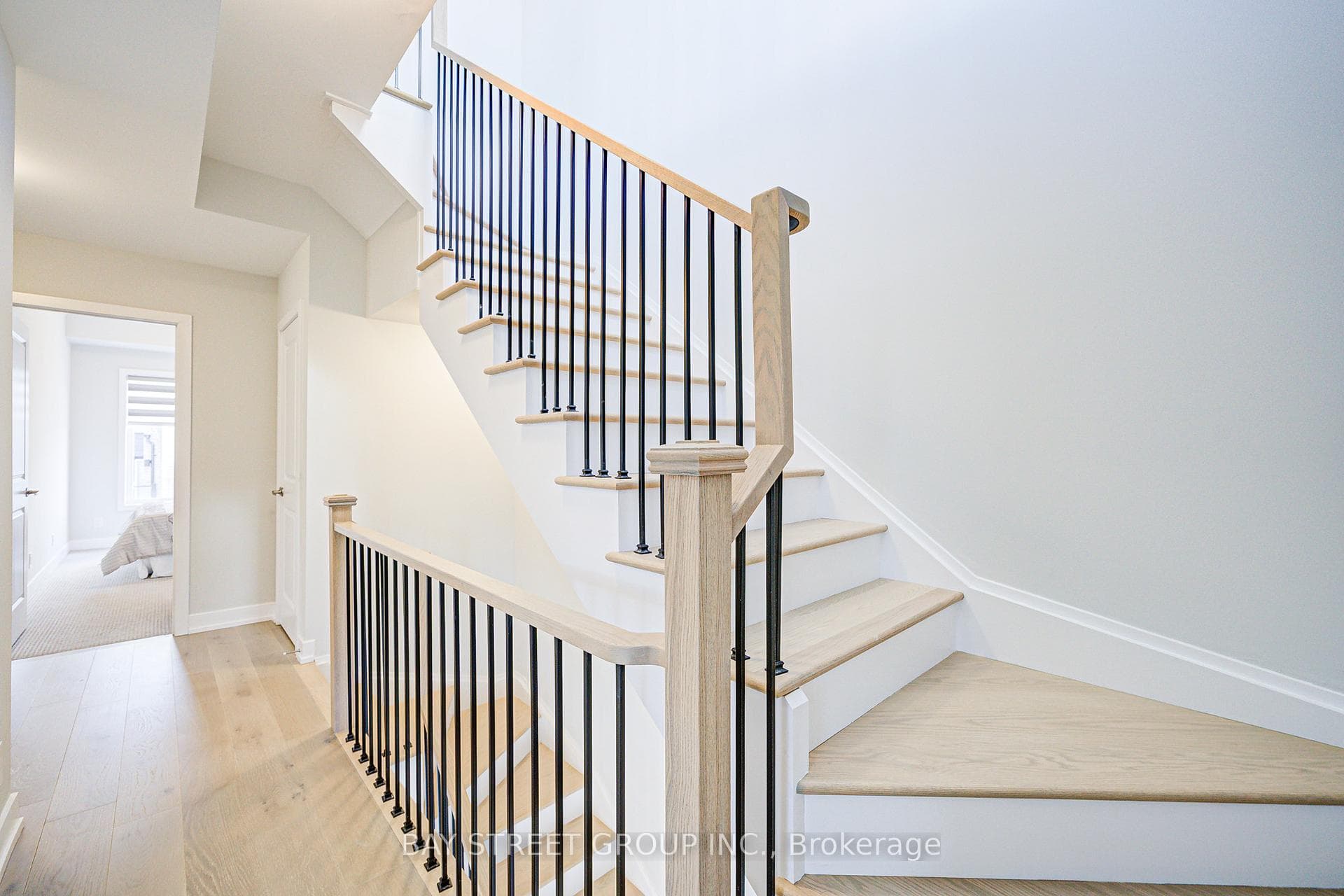 149 Yorkton Boulevard photo 31