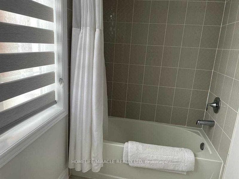 31 OVERSTONE Road photo 26