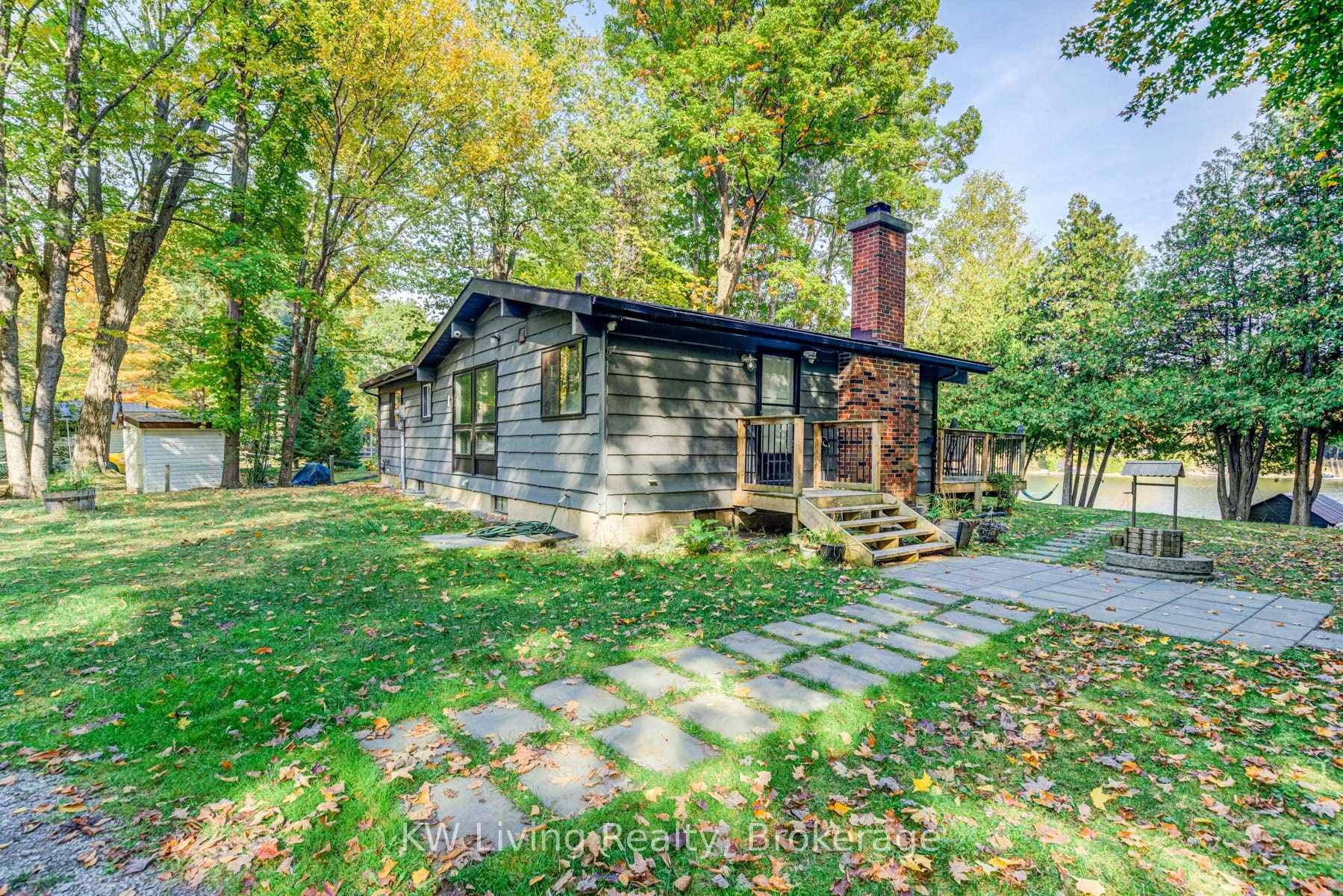 6 Cardinal Drive photo 1