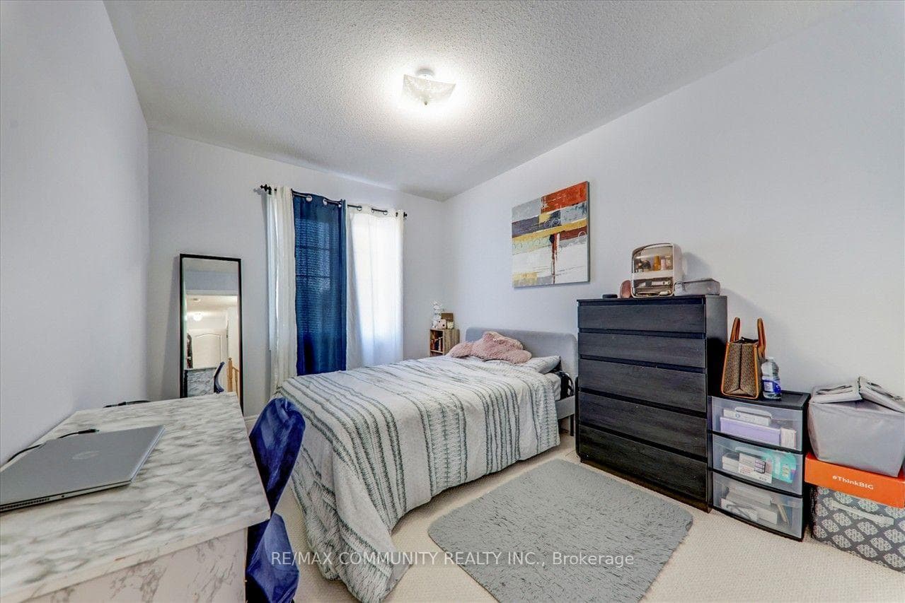 69 Clearfield Drive photo 23