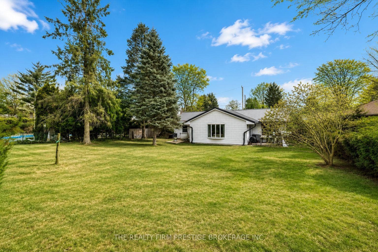438 West Mile Road photo 36
