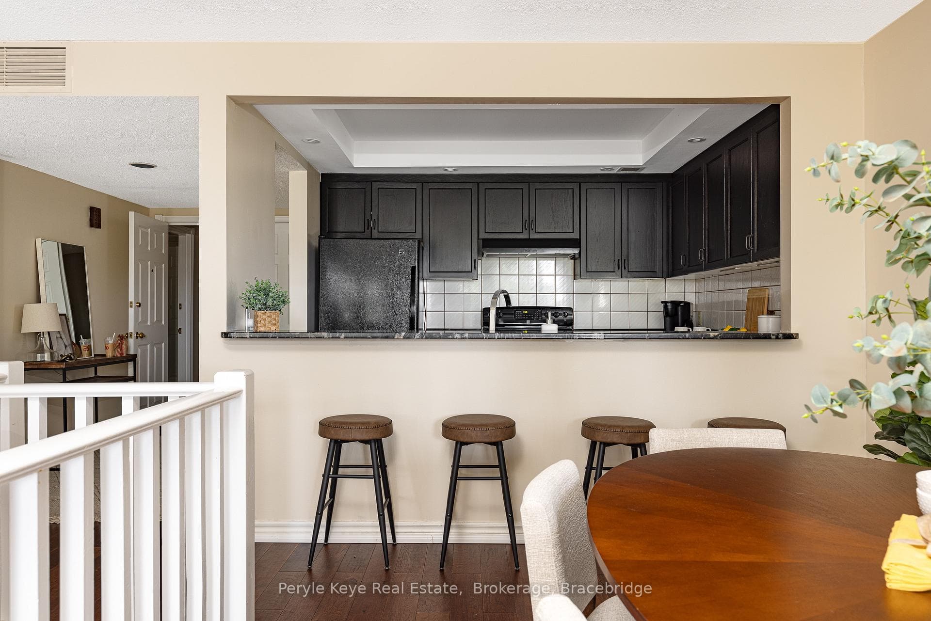 311 GRANDVIEW HILLTOP Drive Unit 3 photo 27