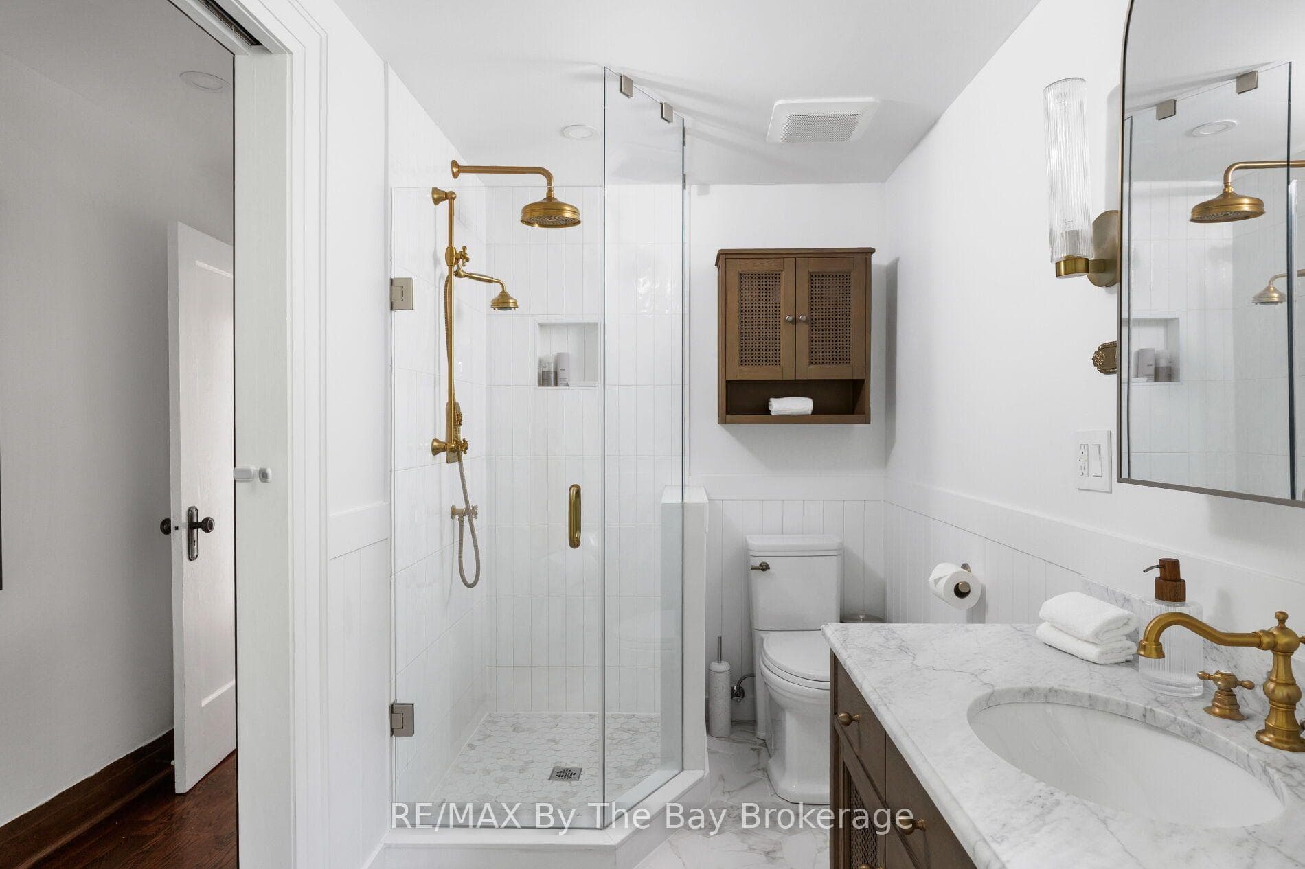 44 Rambert Crescent photo 31