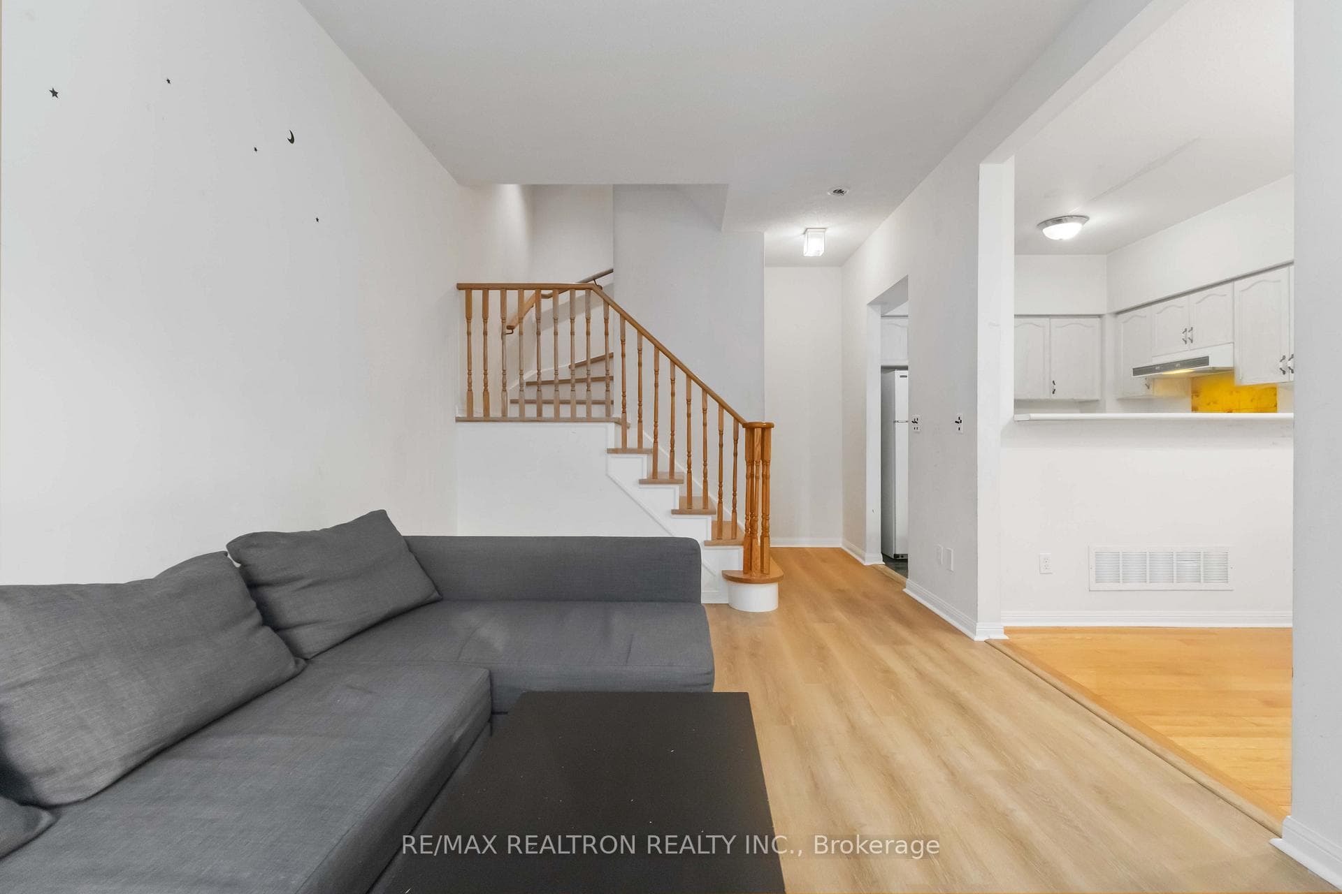 14 St. Moritz Way Unit 12 photo 7