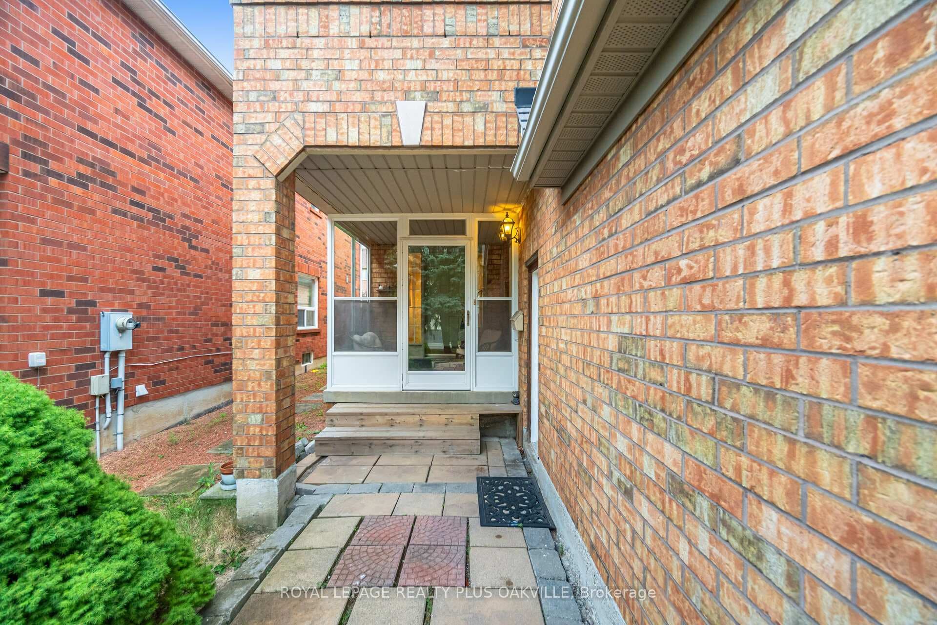 5974 Tweed Court photo 6
