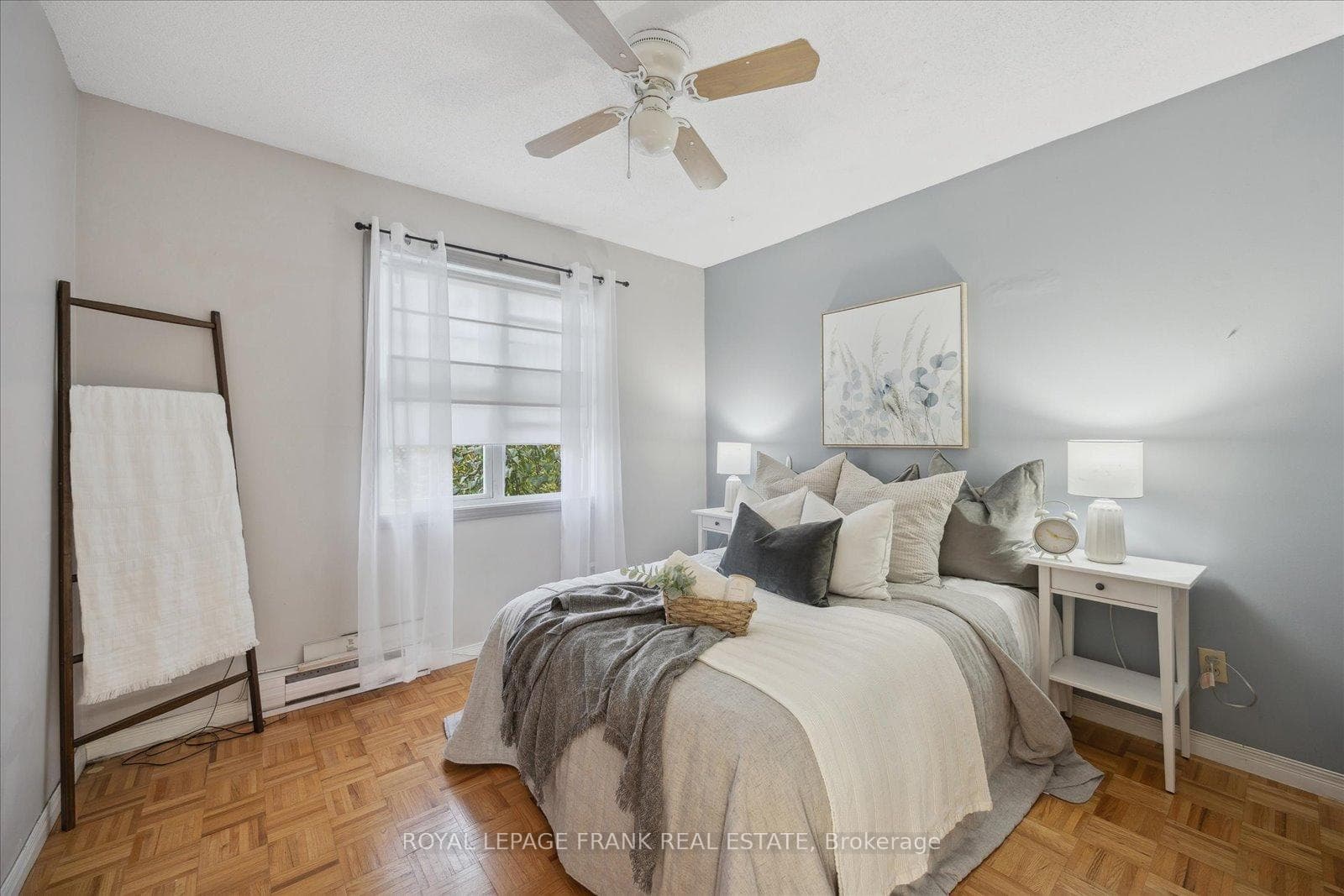 163 Edward Street photo 23