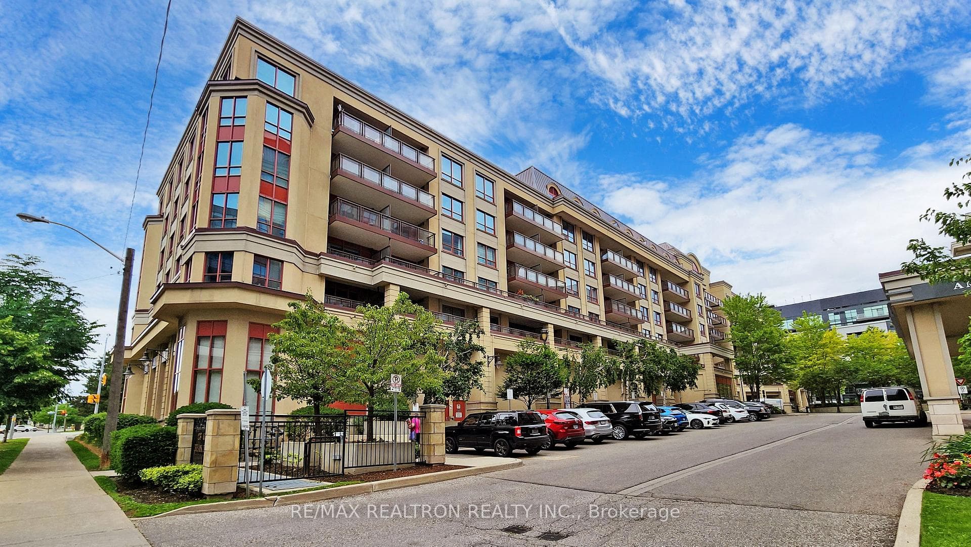 27 Rean Drive Unit 224 photo 1