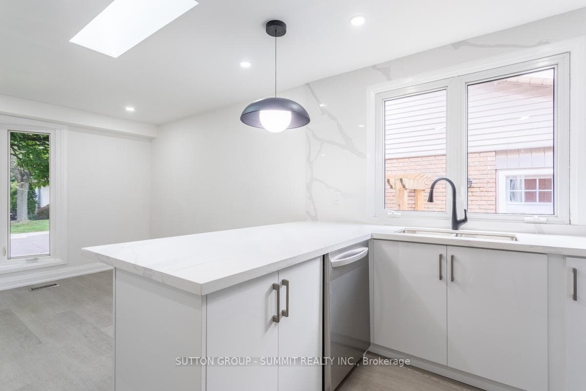 27 San Pedro Drive Unit 1 photo 10